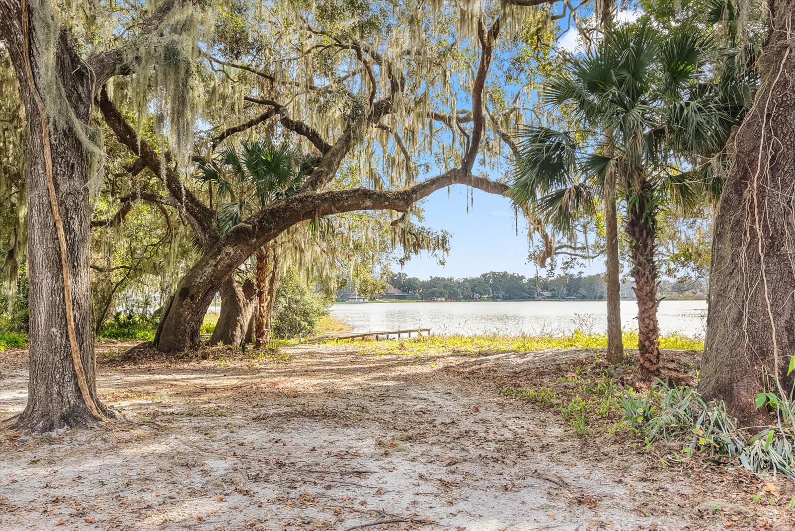 CAMELOT - Residential