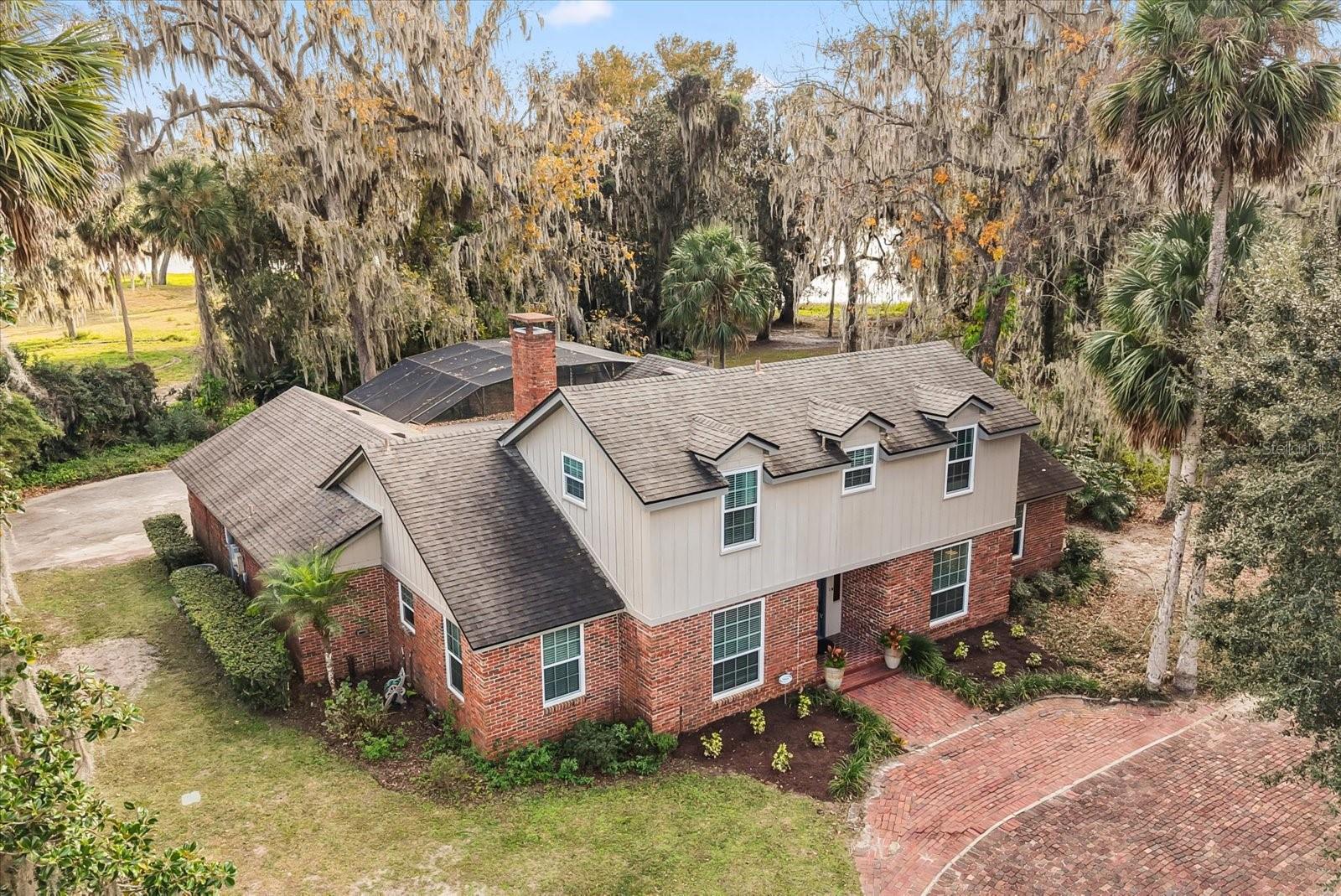 CAMELOT - Residential