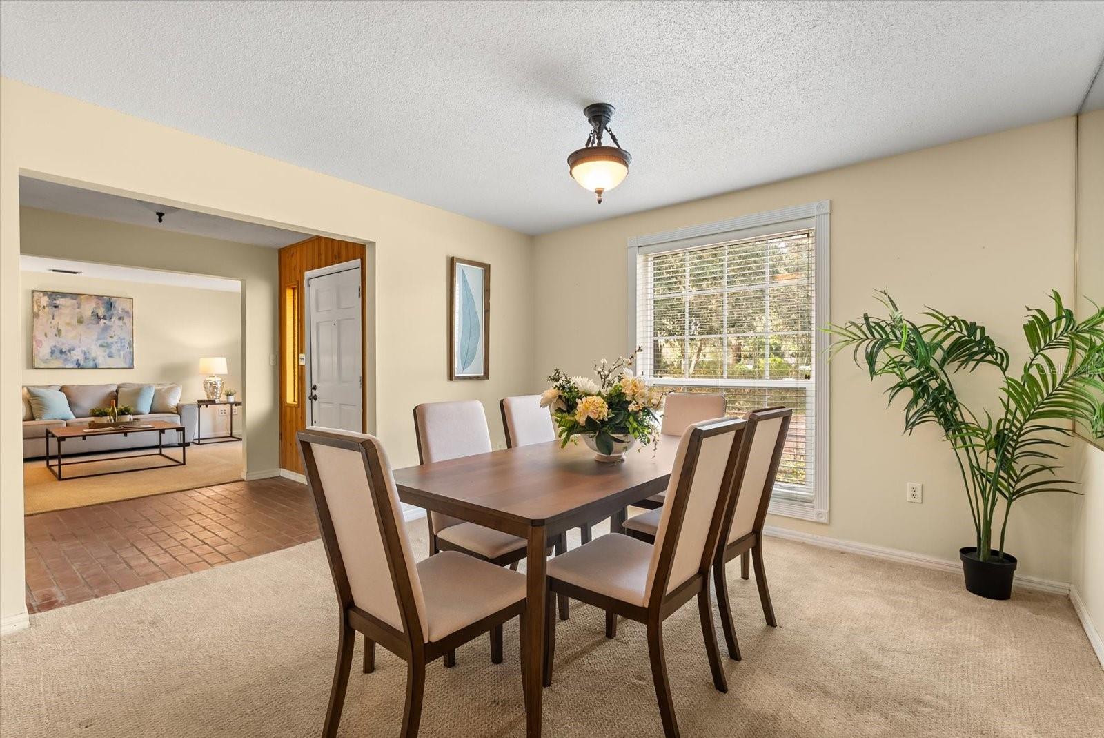 CAMELOT - Residential