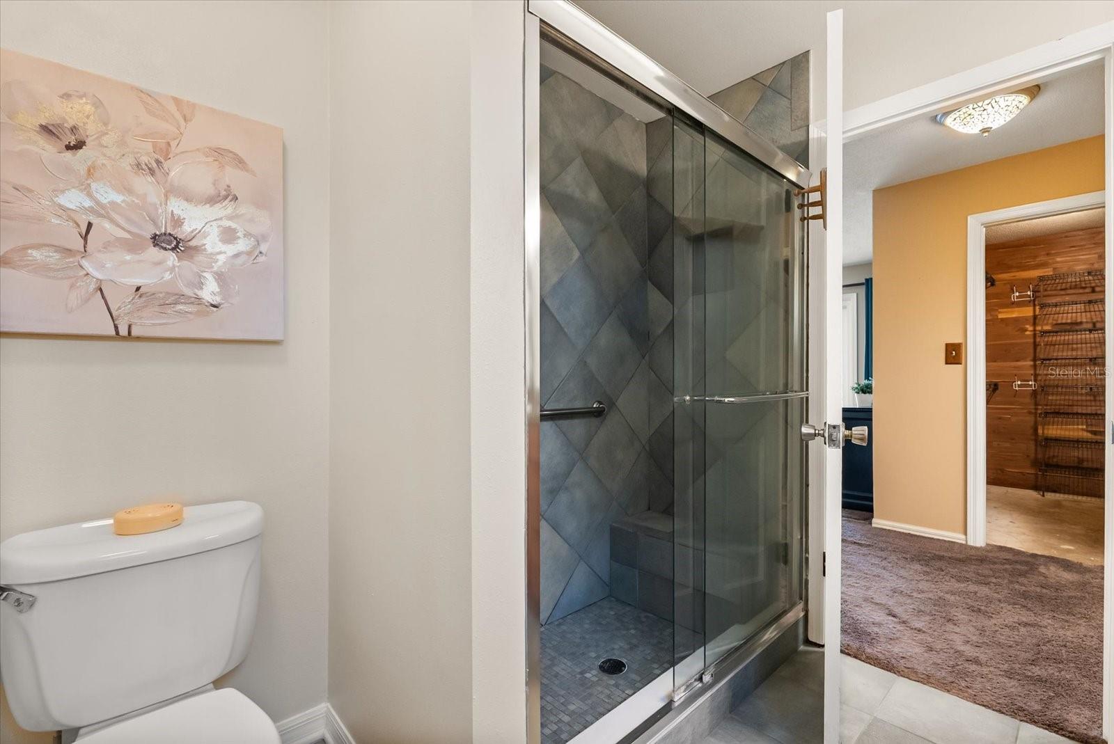 CAMELOT - Residential