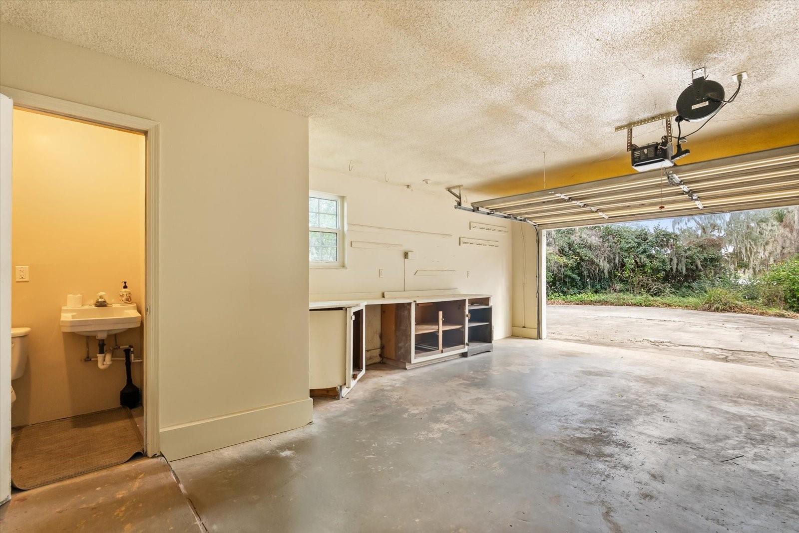 CAMELOT - Residential