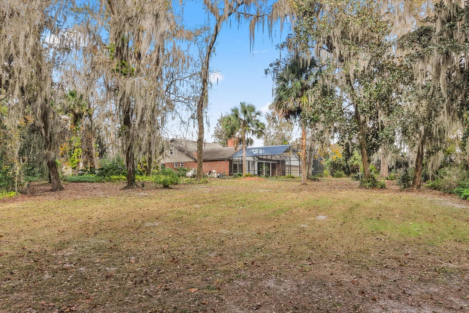 CAMELOT - Residential