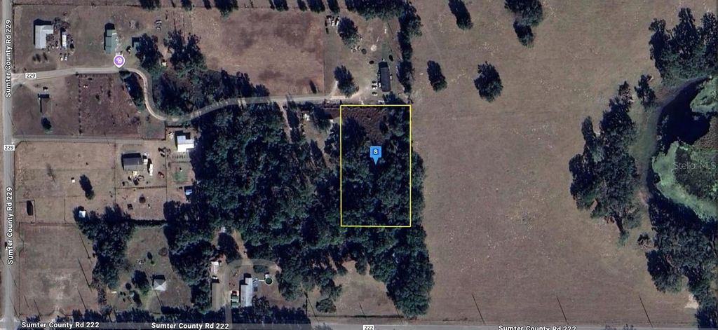 Photo of 1076 County Road 222, Oxford, FL 34484 (MLS # A4669381)