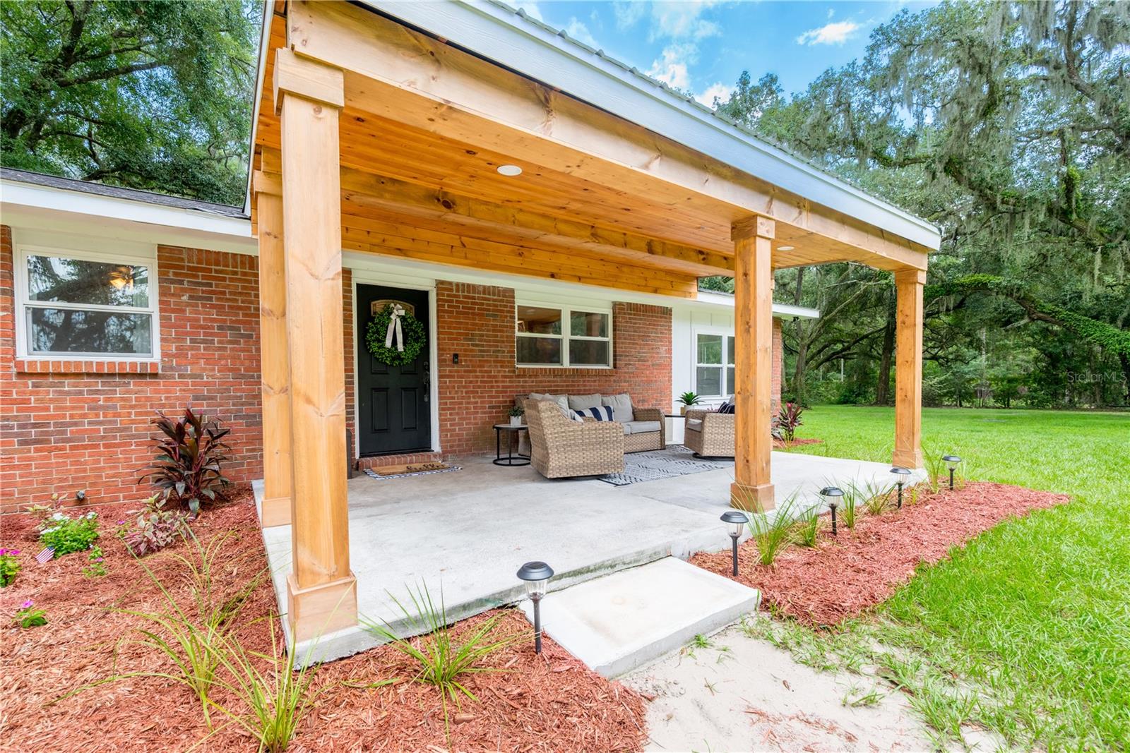 NOT IN A SUBDIVISION - Residential