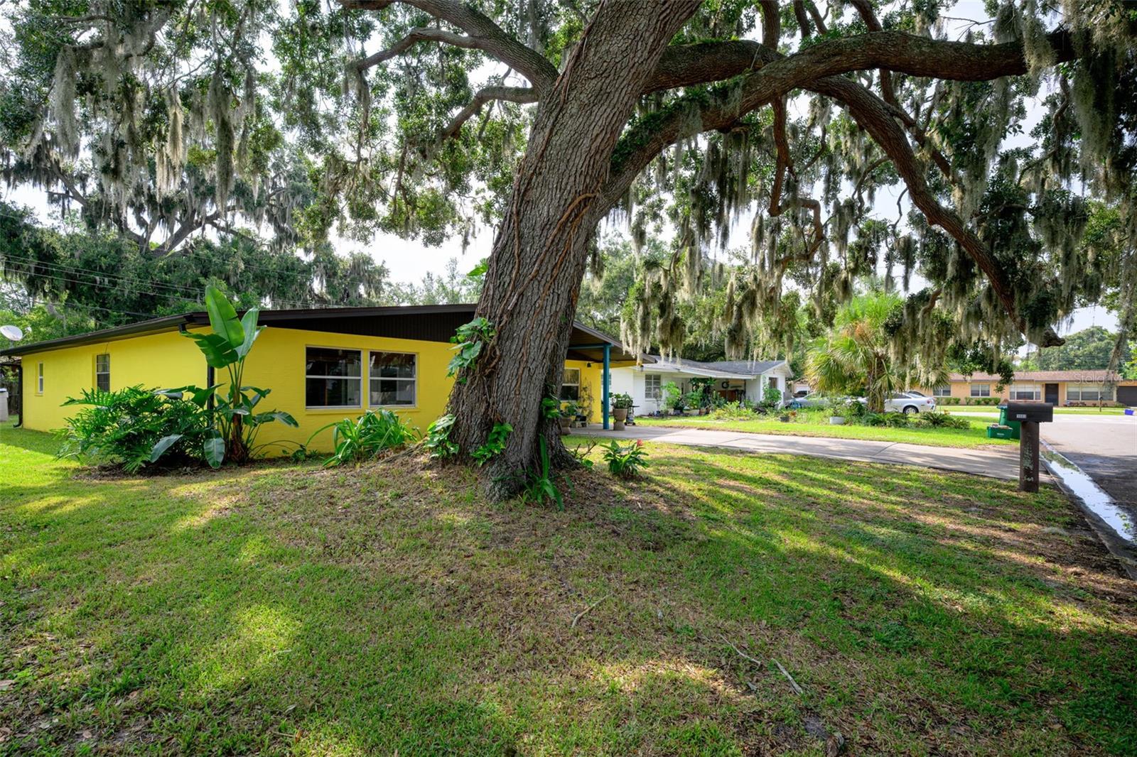 1003 CHEROKEE RANCH ROAD