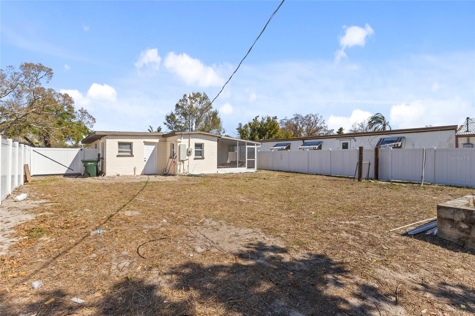 GENEVA HEIGHTS - Residential