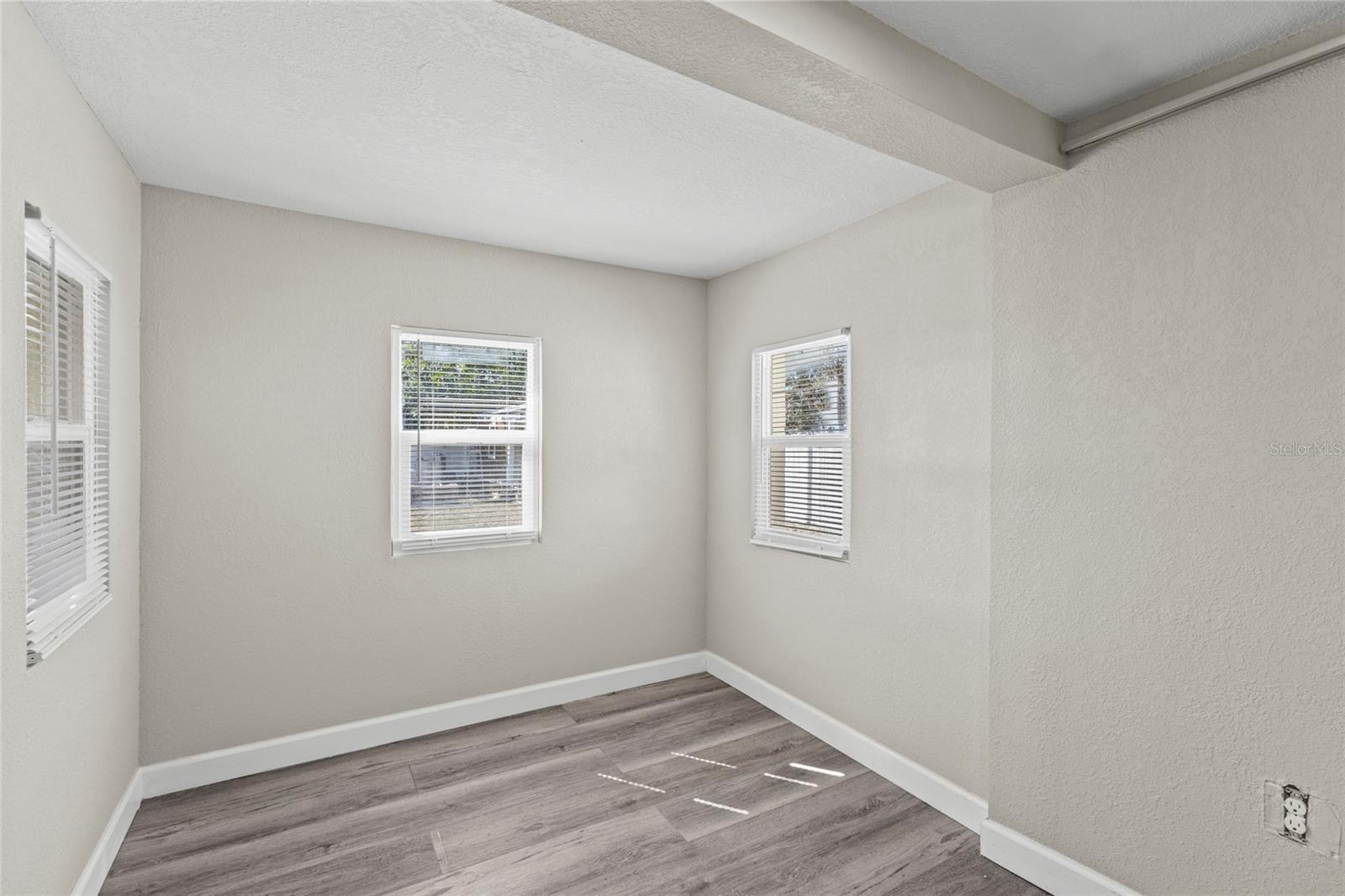 GENEVA HEIGHTS - Residential