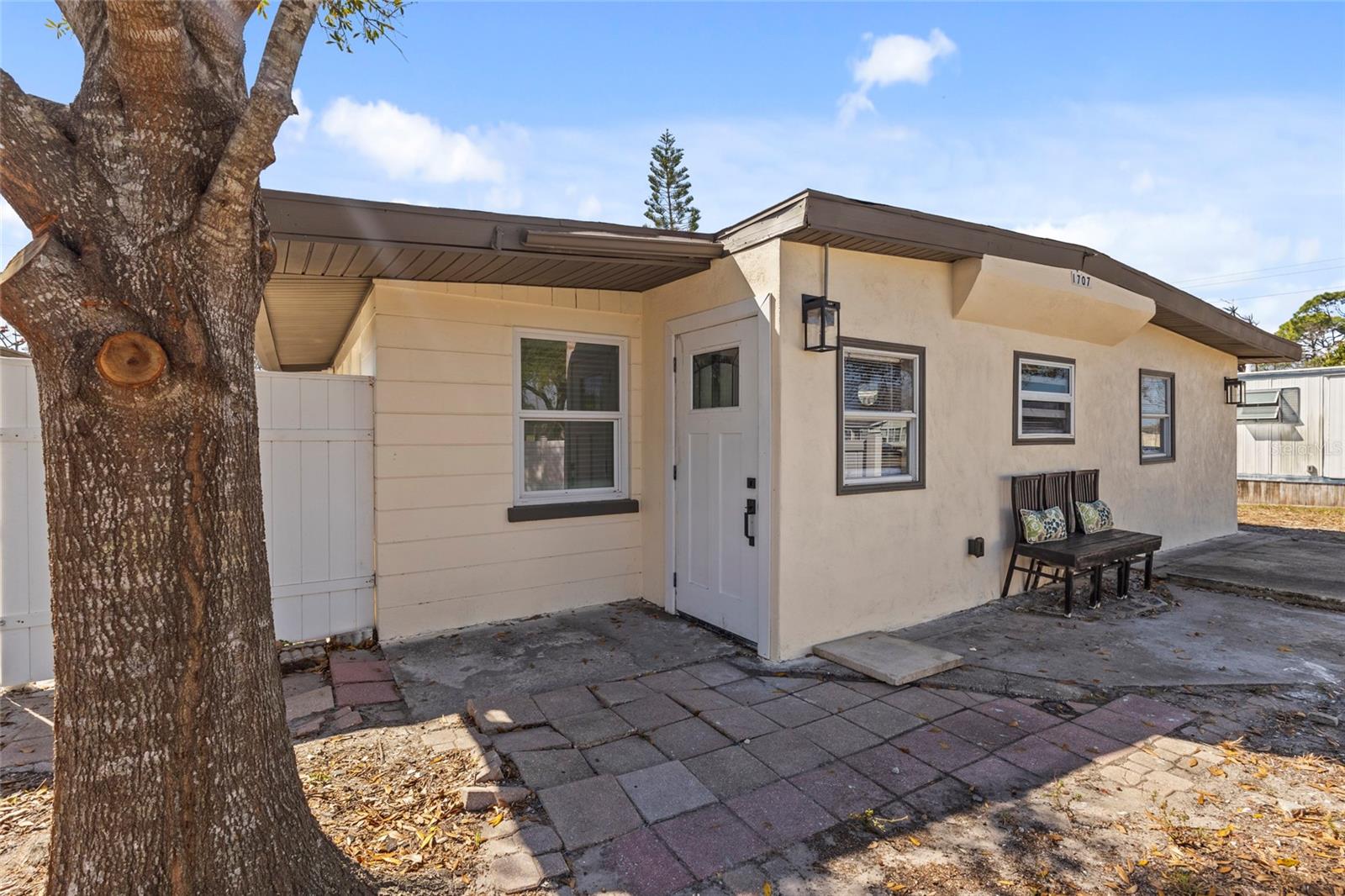 GENEVA HEIGHTS - Residential