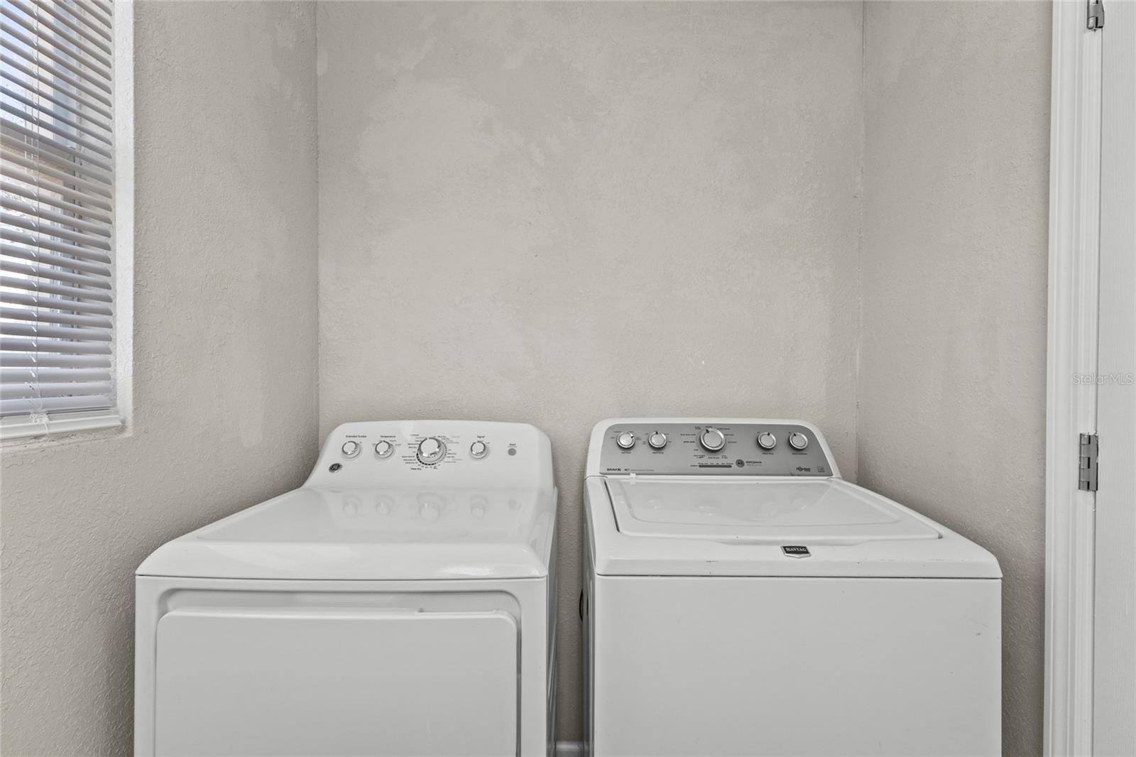 GENEVA HEIGHTS - Residential