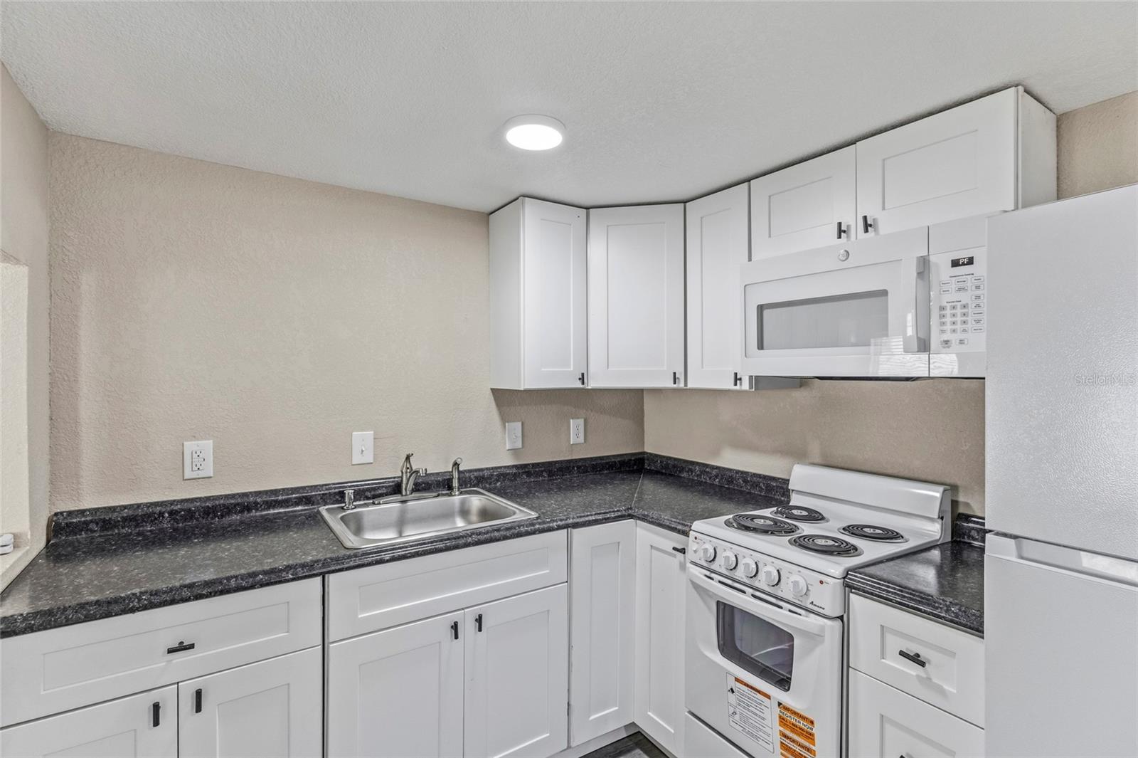 GENEVA HEIGHTS - Residential