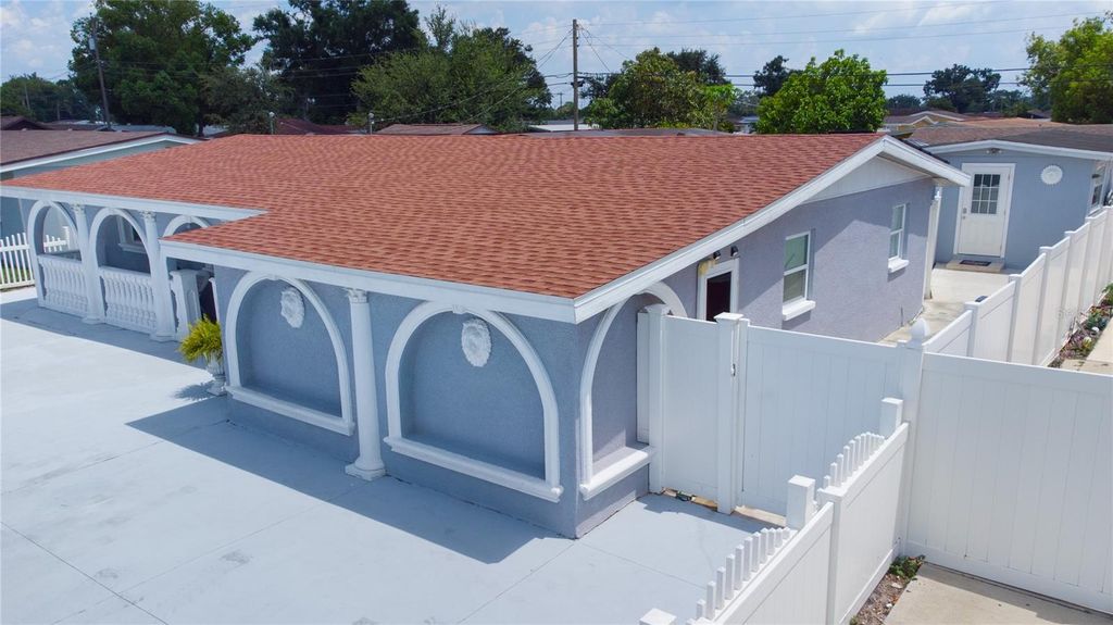 Photo of 4516 W Knox St, Tampa, FL 33614 (MLS # TB8413157)