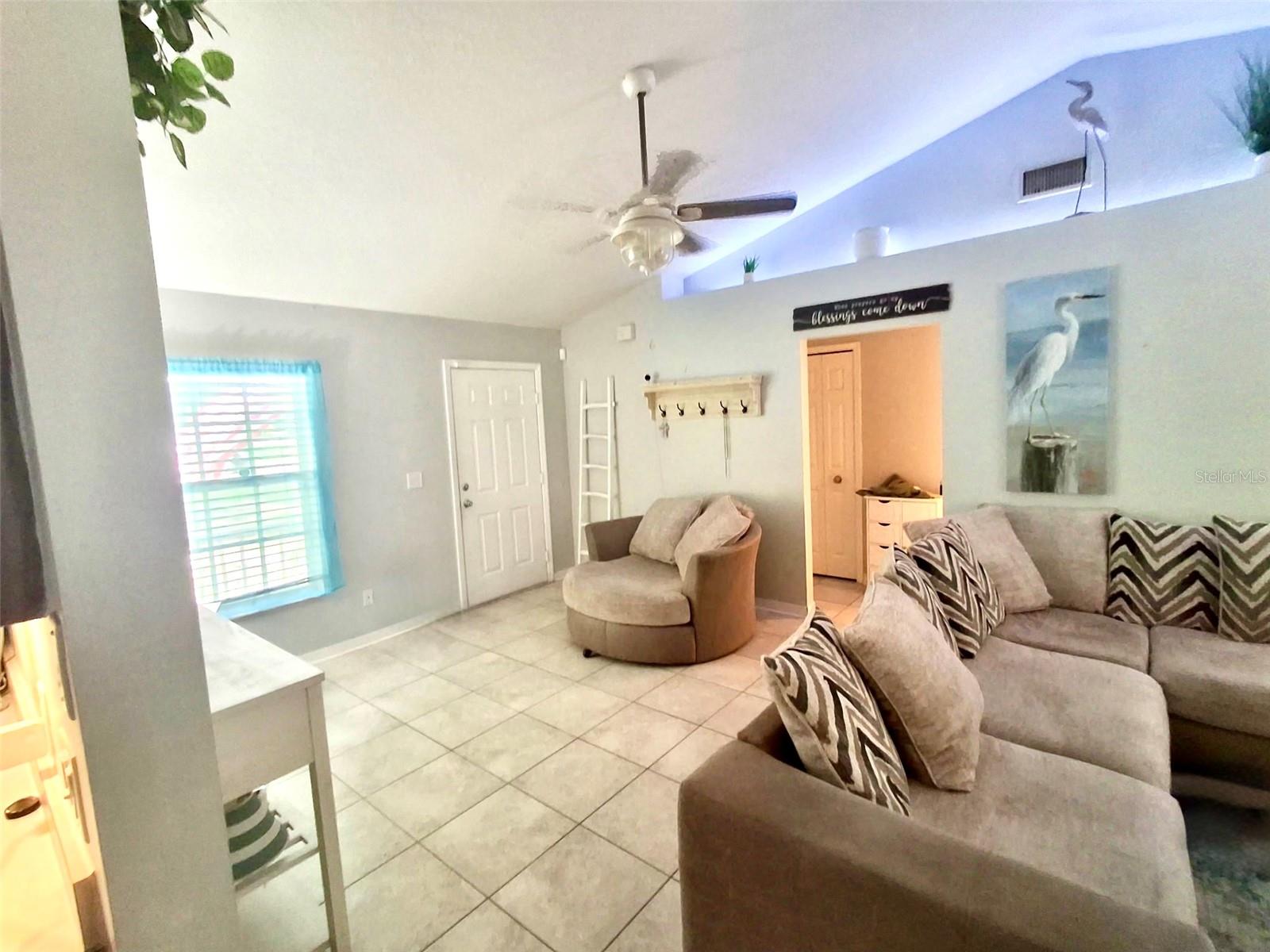 11048 ROSEHILL DRIVE