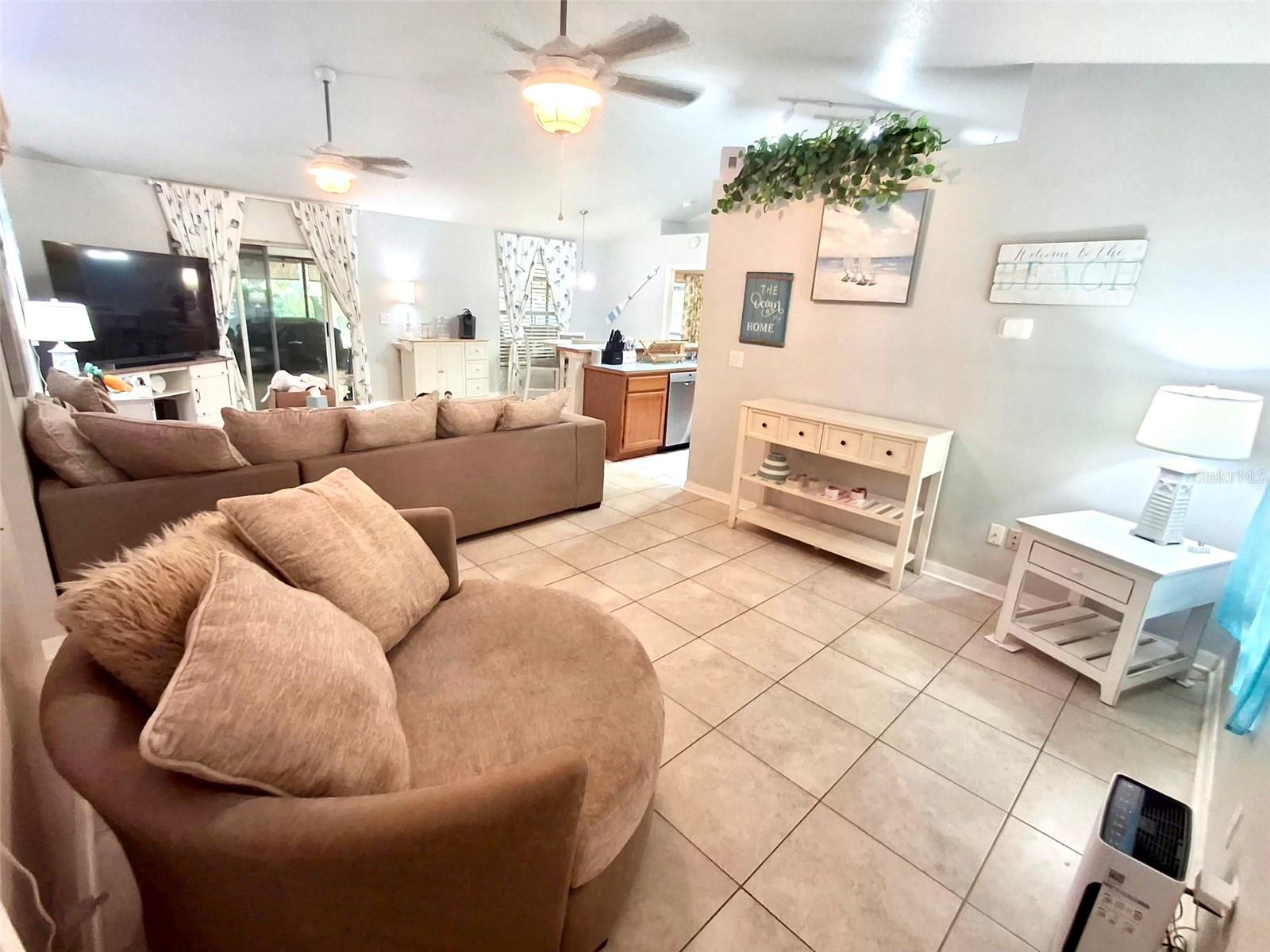 11048 ROSEHILL DRIVE