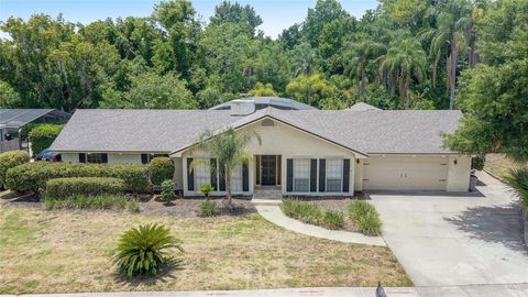 A home in LONGWOOD