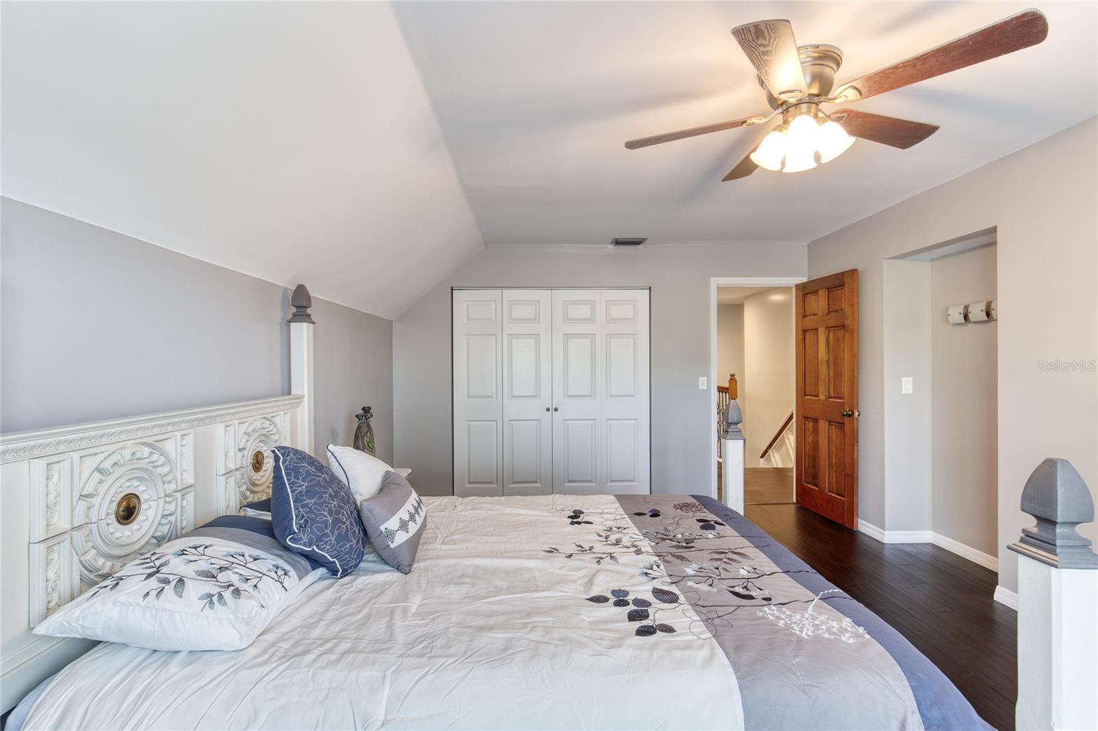 FOX HOLLOW - Residential