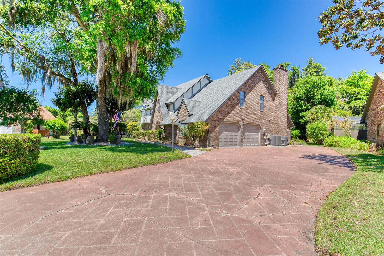FOX HOLLOW - Residential