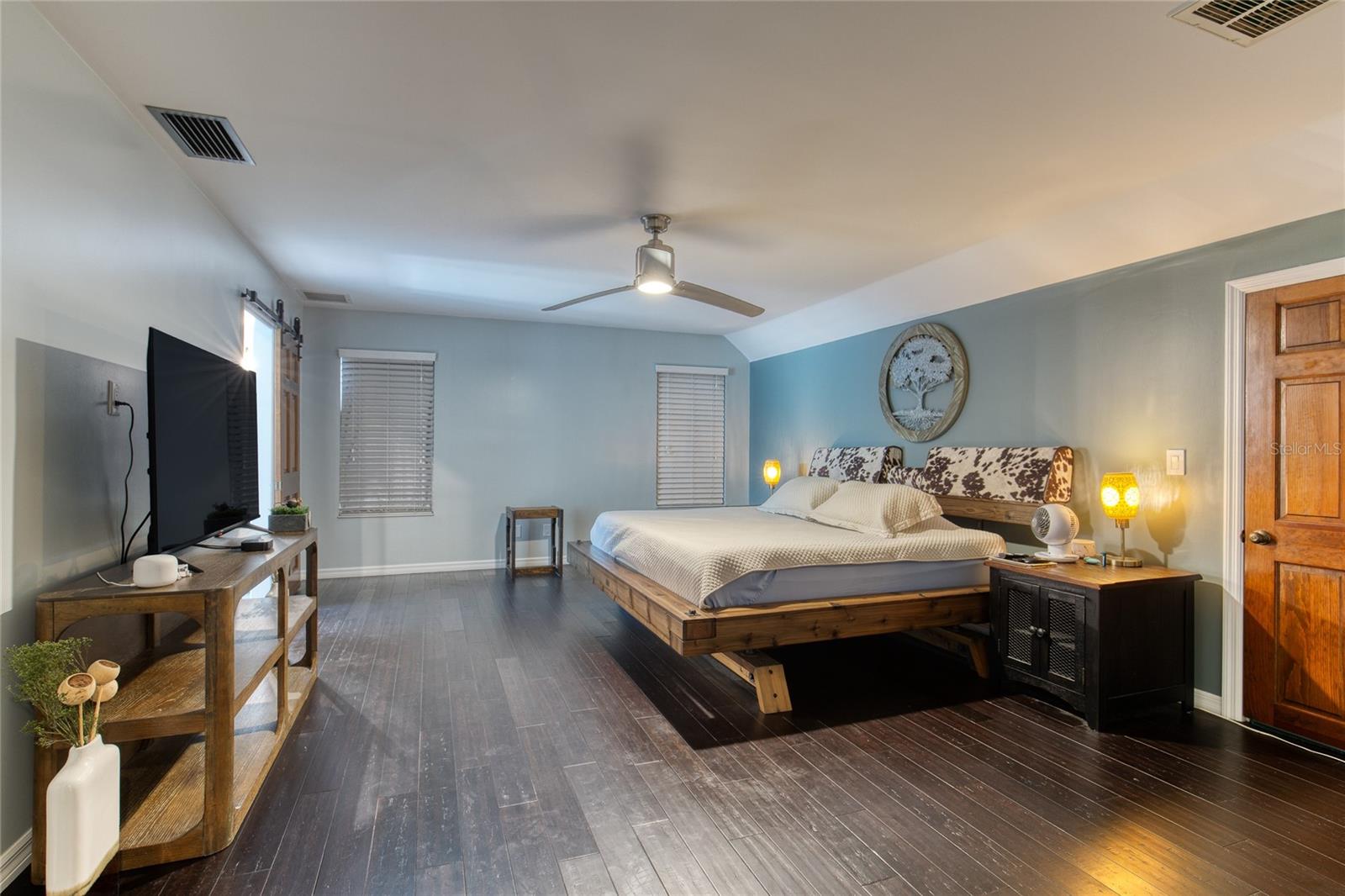 FOX HOLLOW - Residential