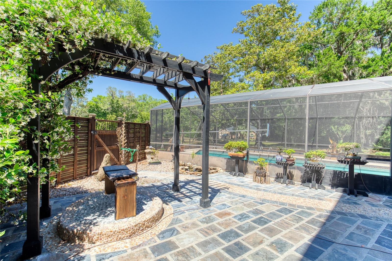 FOX HOLLOW - Residential