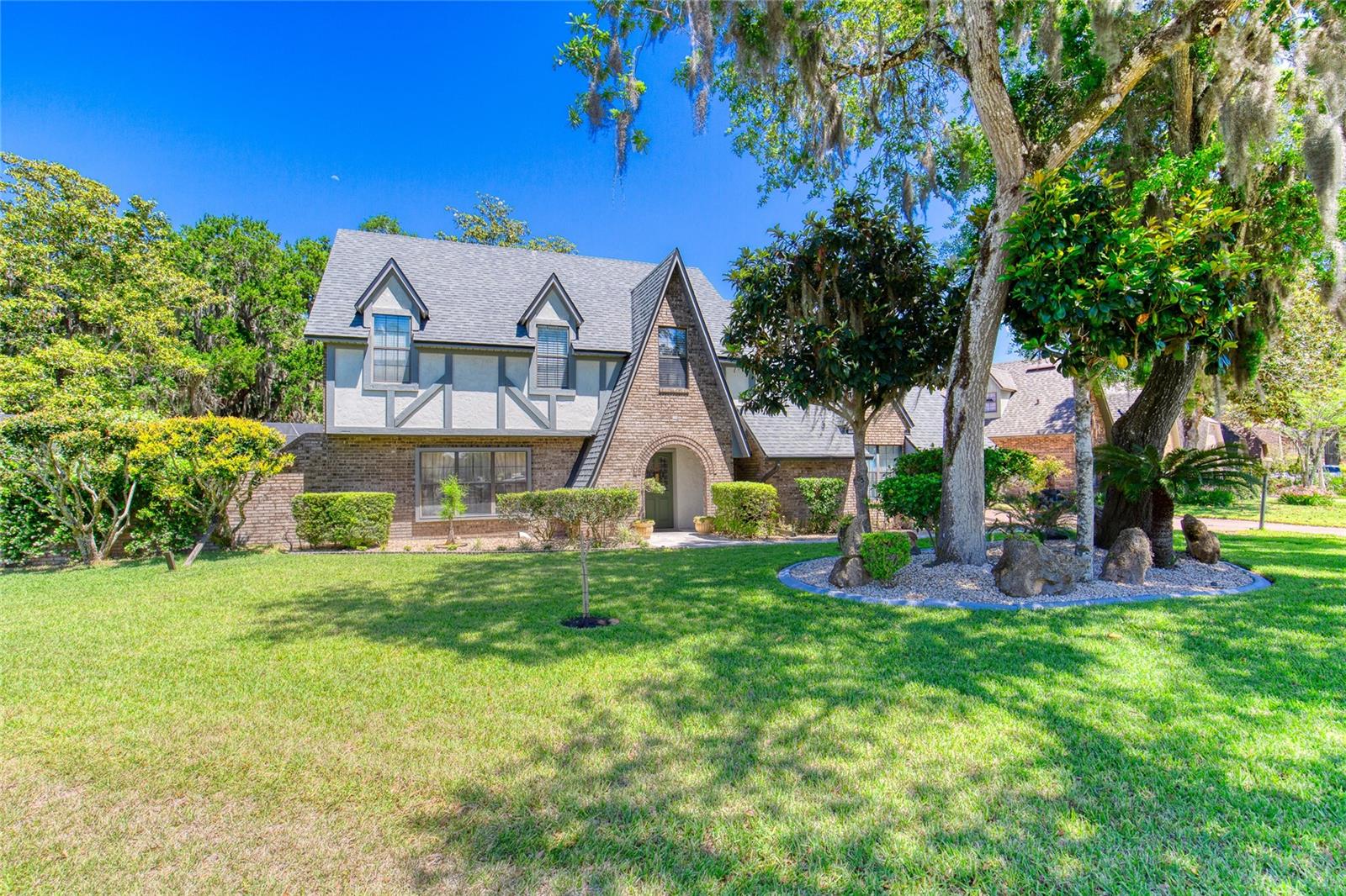 FOX HOLLOW - Residential