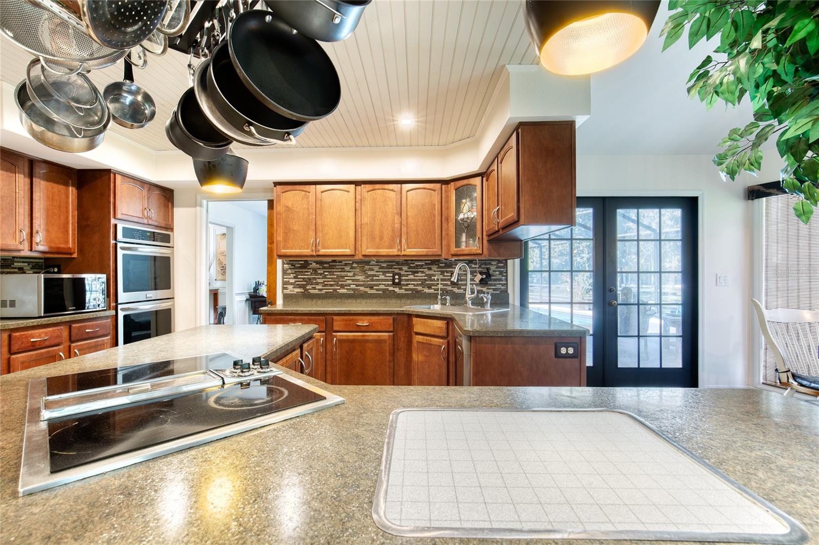 FOX HOLLOW - Residential