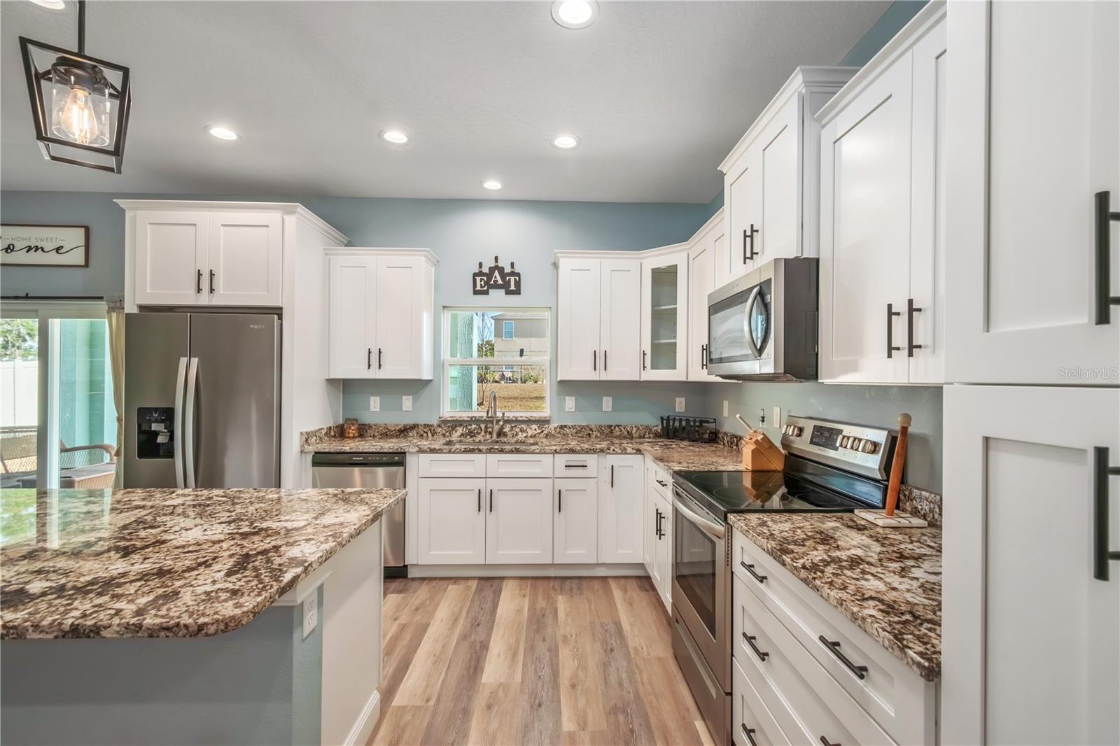 OAKHILL PLANTATION - Residential