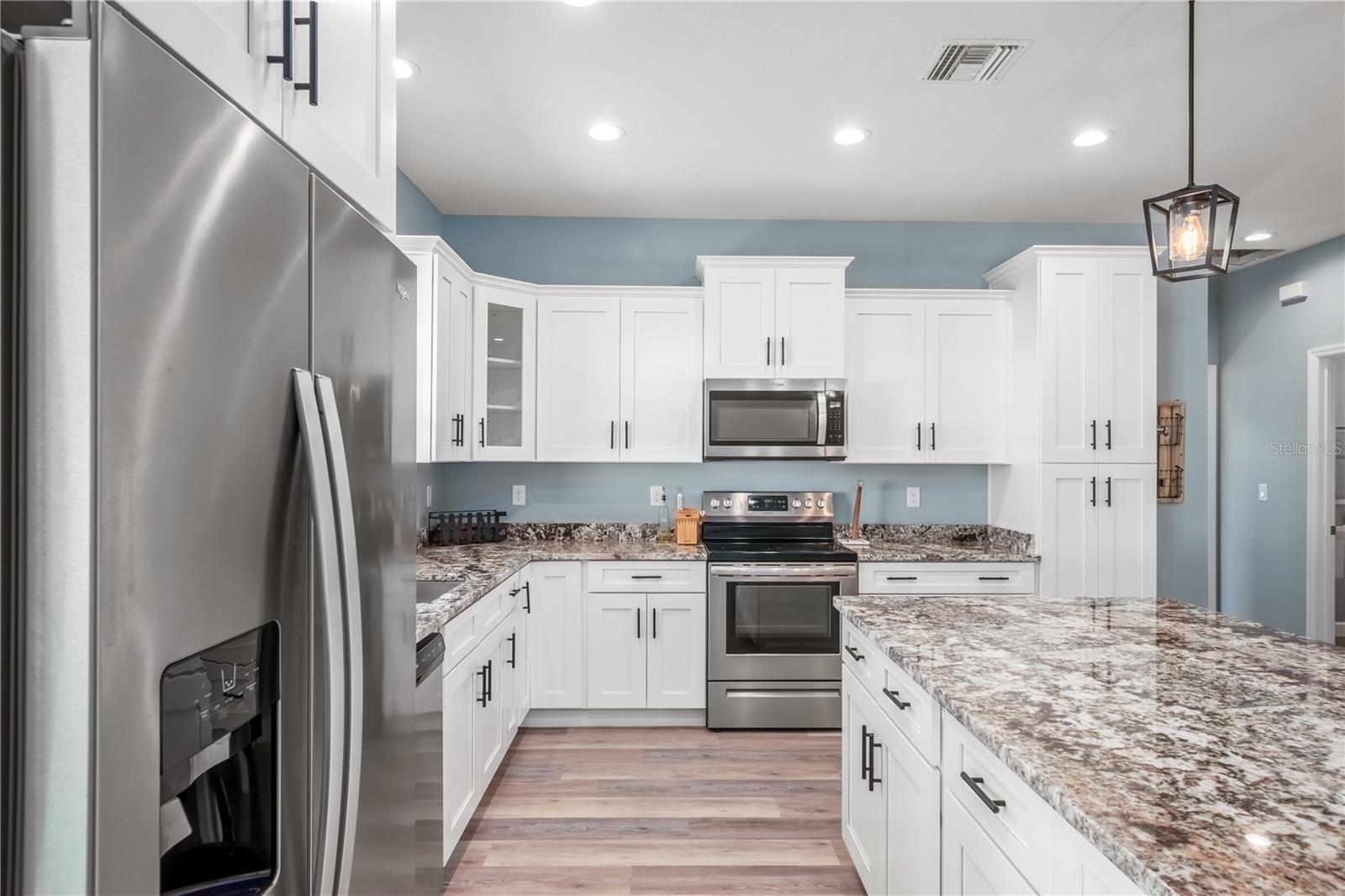 OAKHILL PLANTATION - Residential