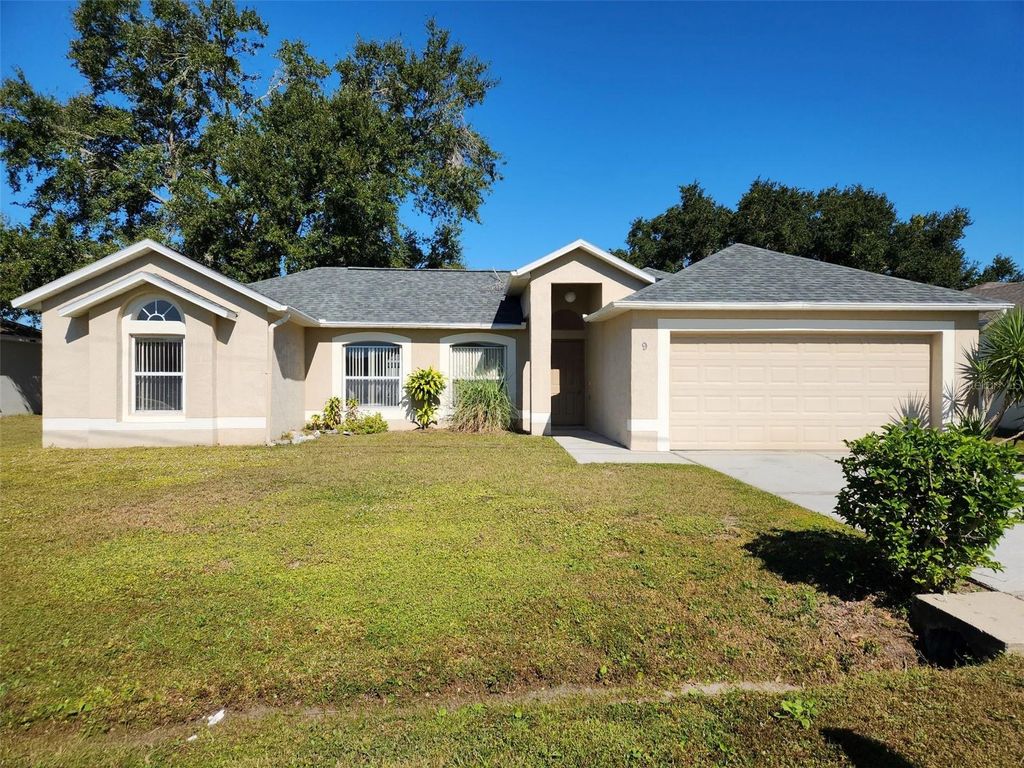Photo of 9 Catalina Court, Kissimmee, FL 34758 (MLS # S5138807)
