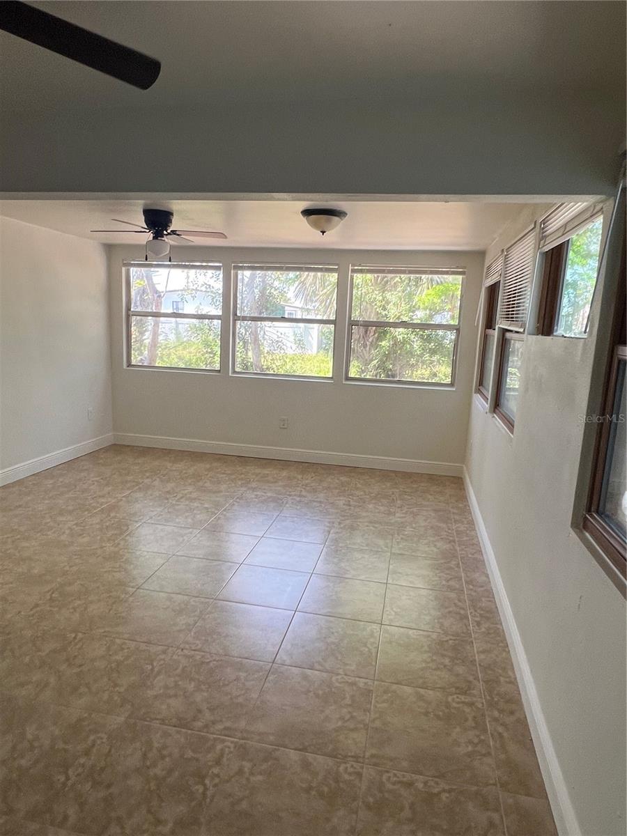 PORT CHARLOTTE SUB SEC76 - Residential Income