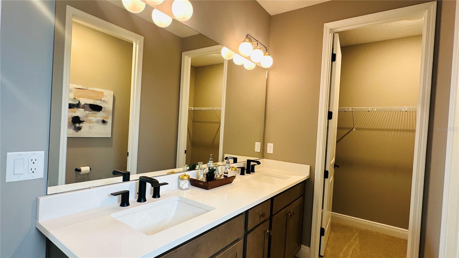 HAMLIN POINTE - Residential Lease