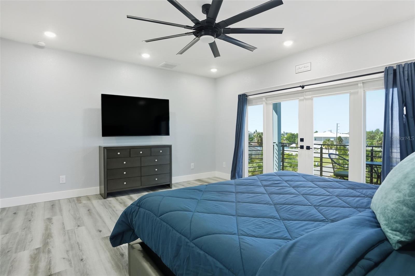 HERNANDO BEACH - Residential