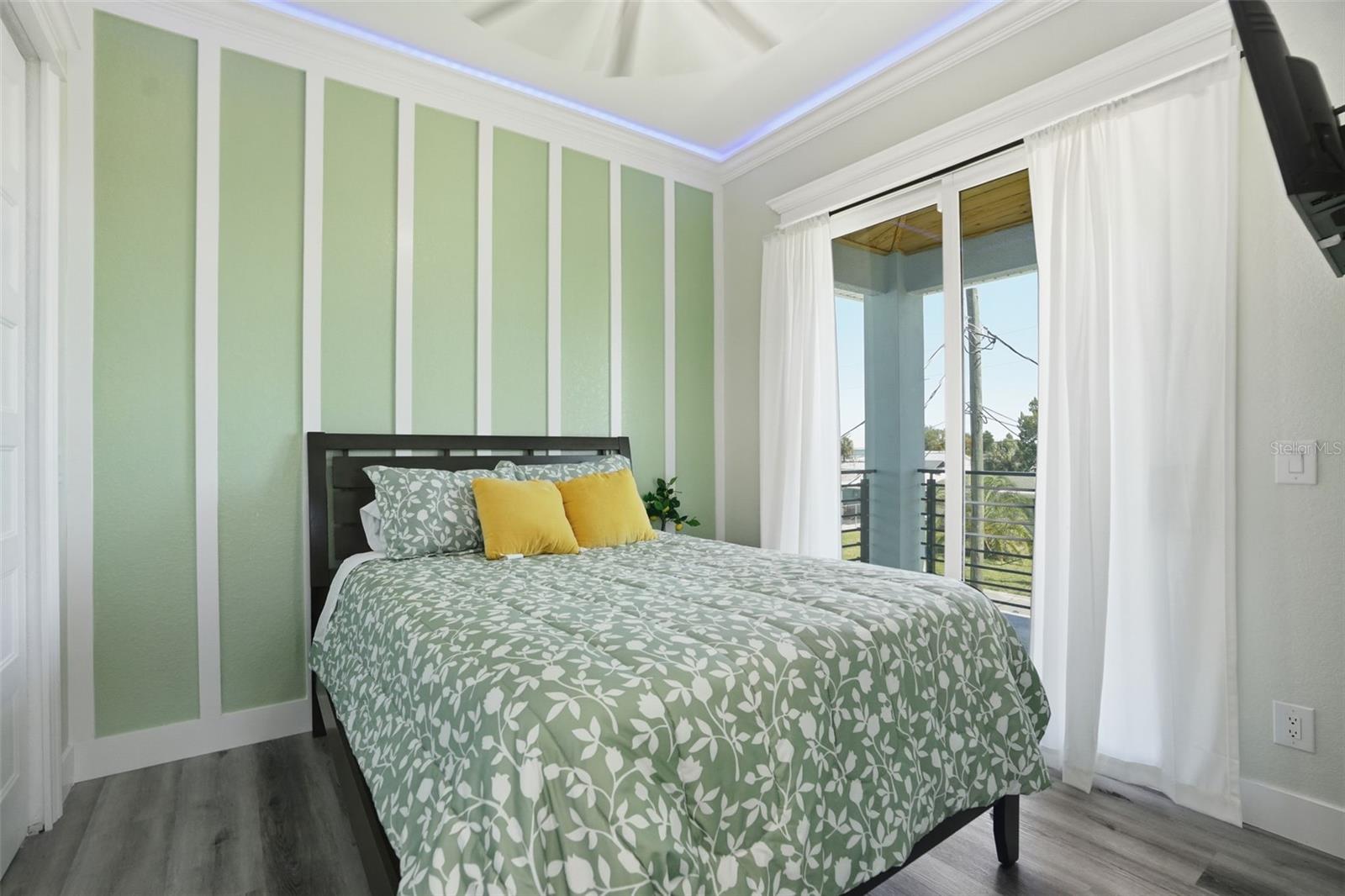 HERNANDO BEACH - Residential