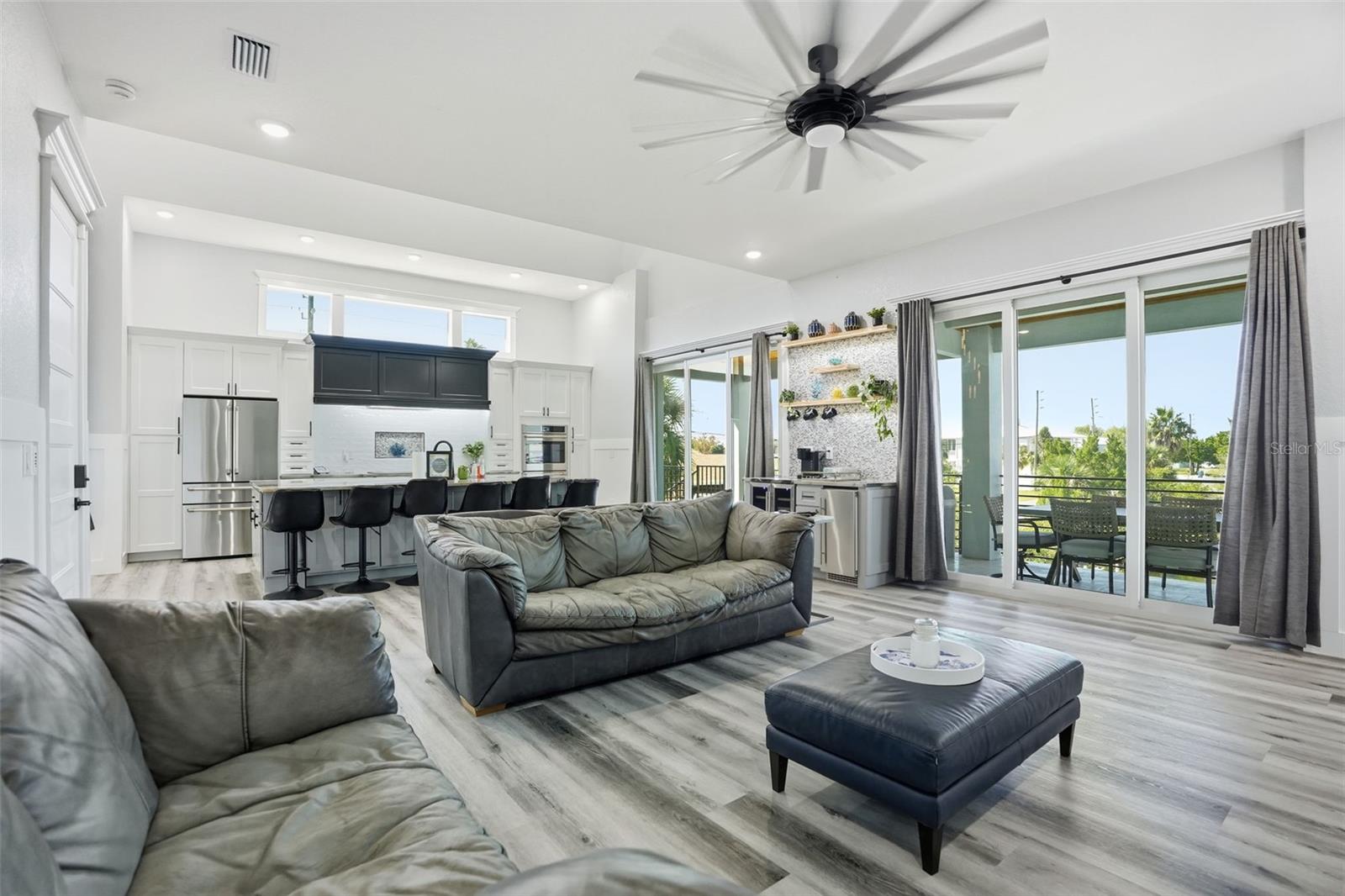 HERNANDO BEACH - Residential