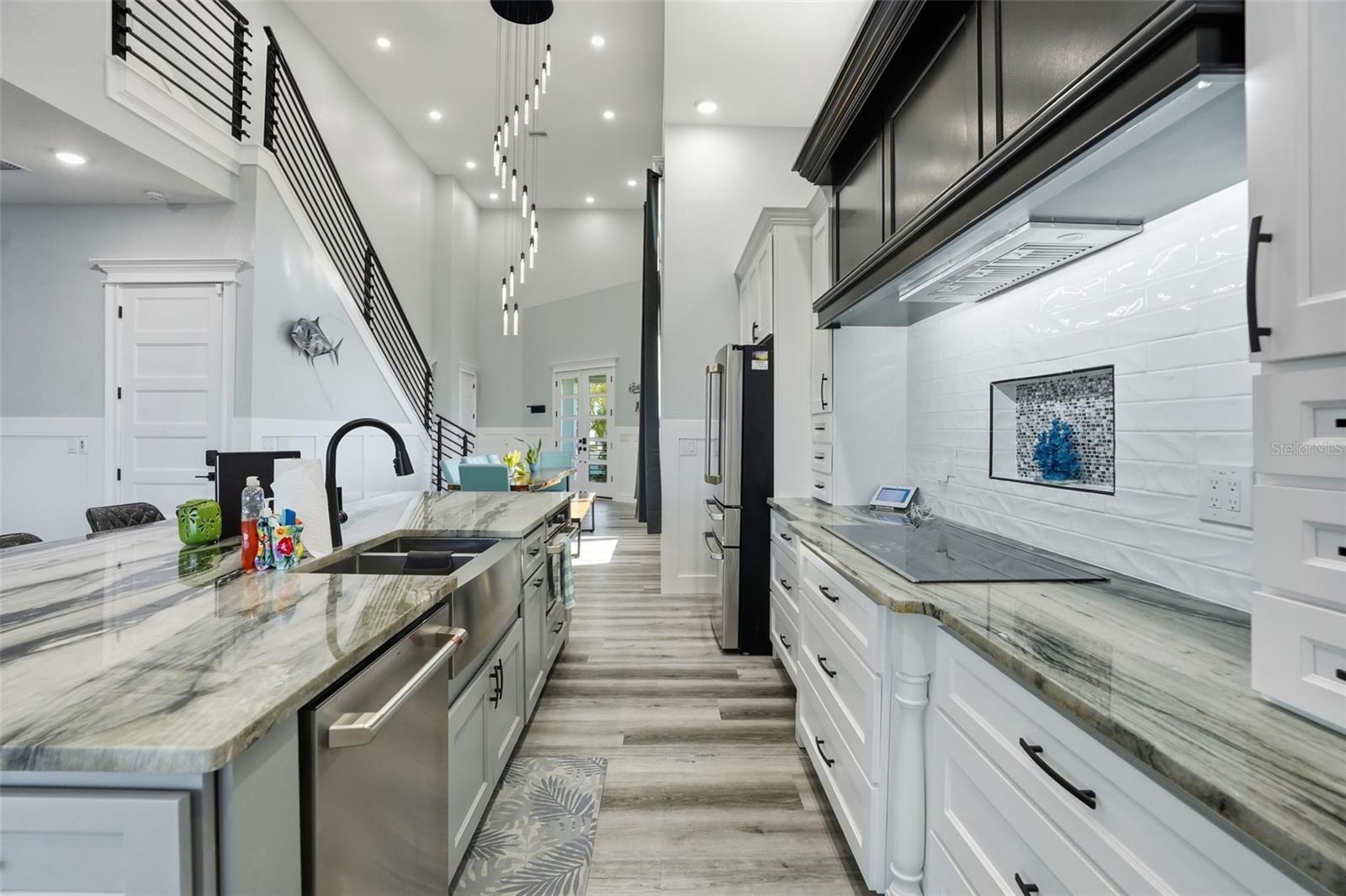 HERNANDO BEACH - Residential