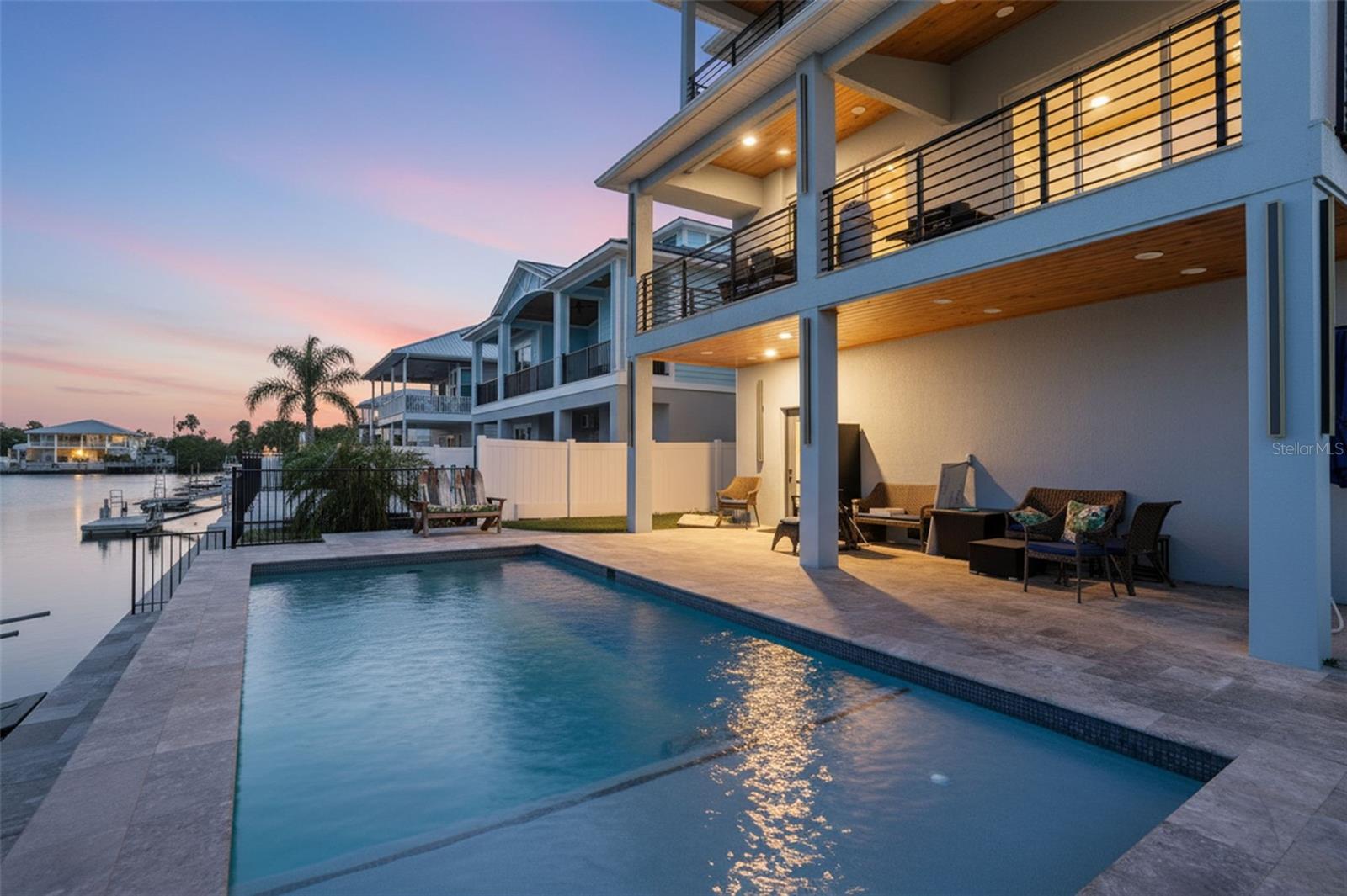 HERNANDO BEACH - Residential