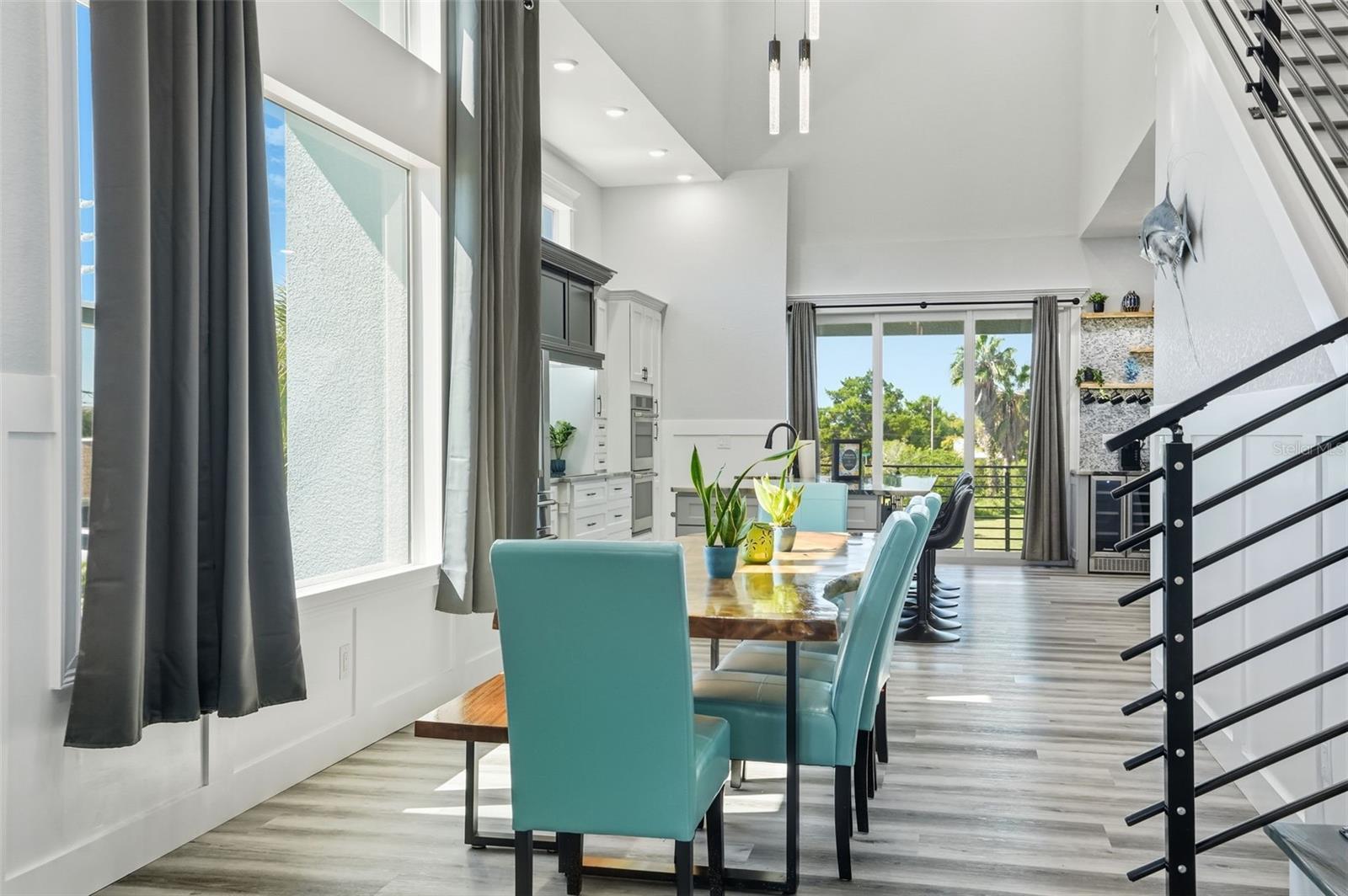 HERNANDO BEACH - Residential