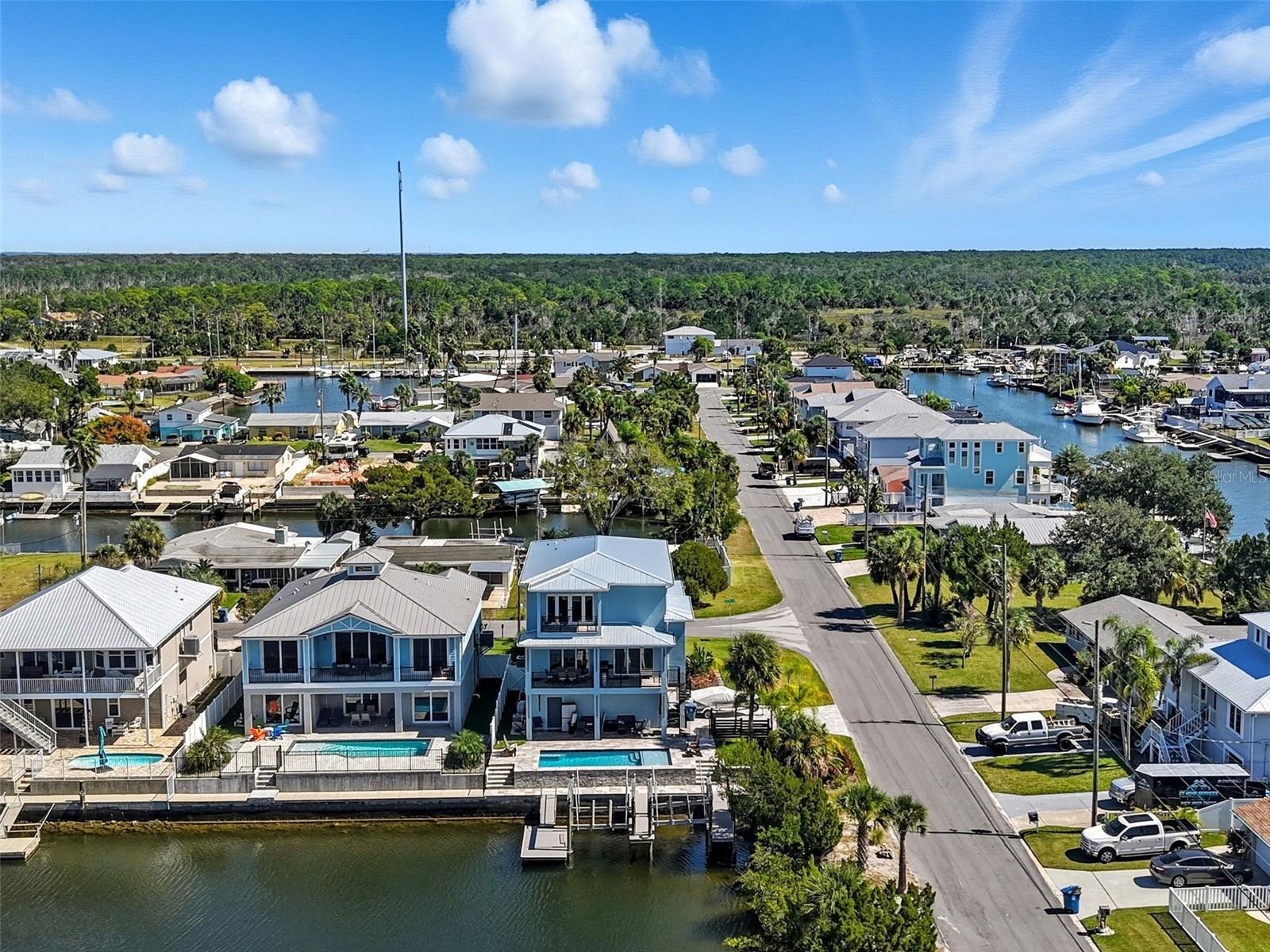 HERNANDO BEACH - Residential
