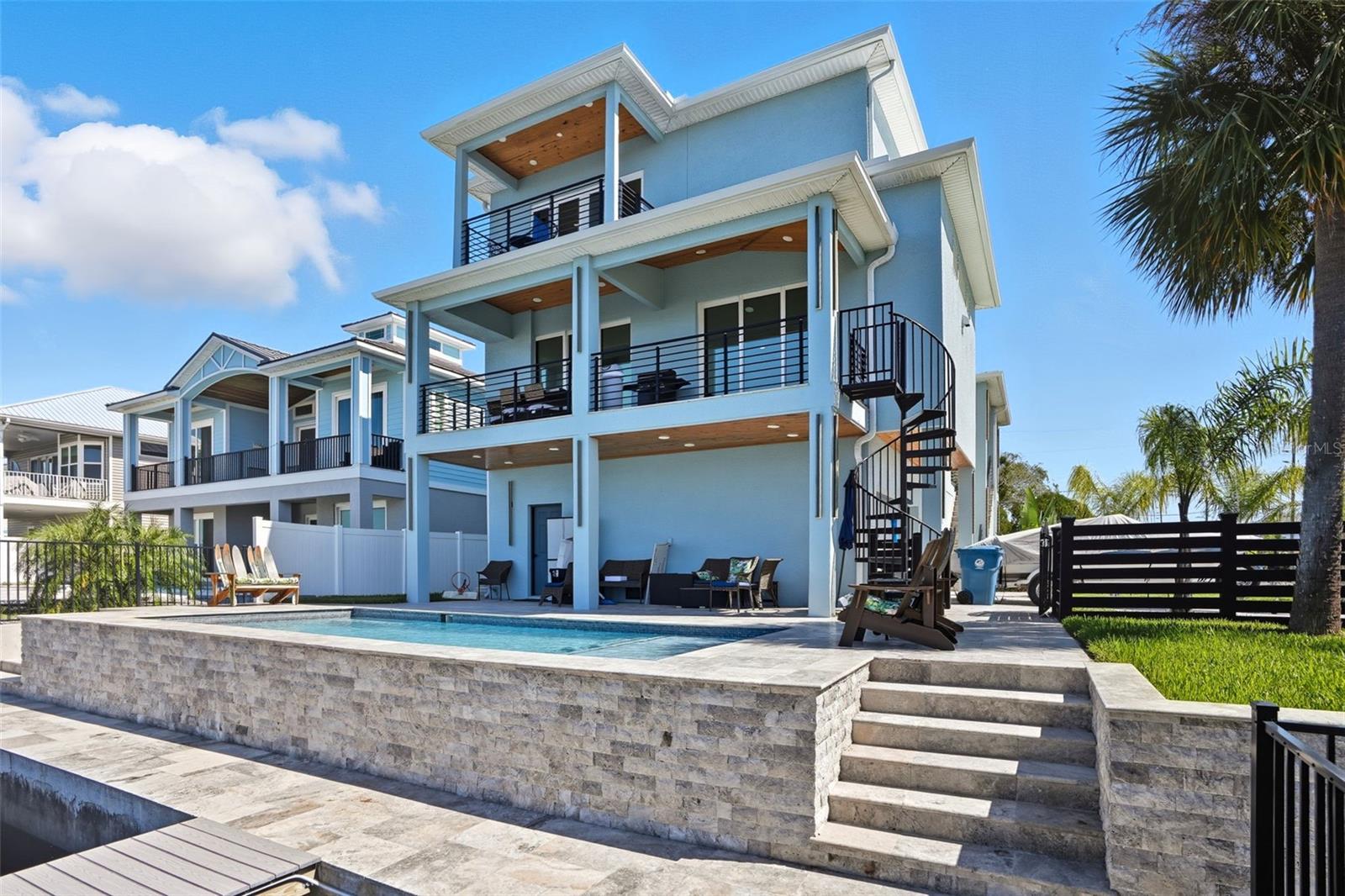 HERNANDO BEACH - Residential