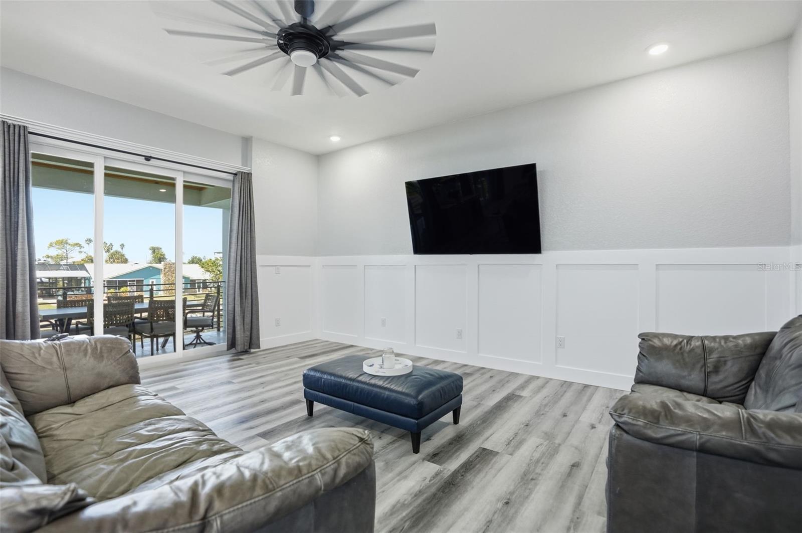 HERNANDO BEACH - Residential