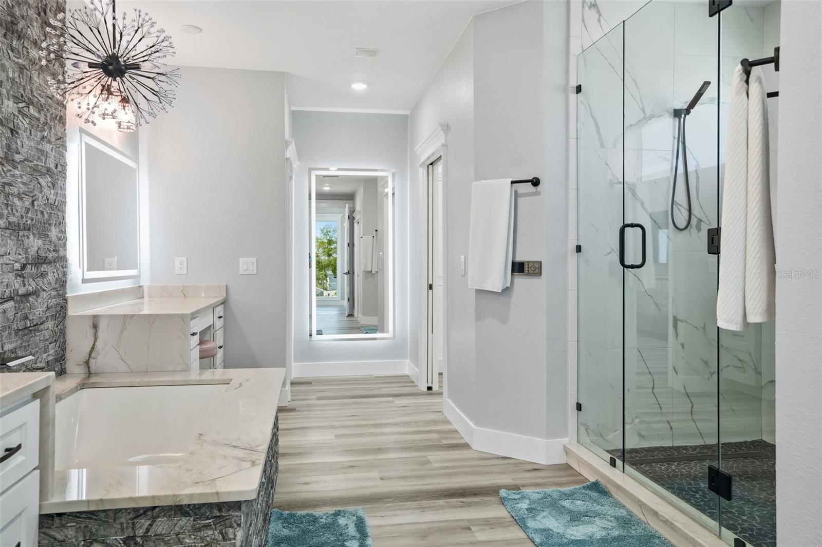 HERNANDO BEACH - Residential