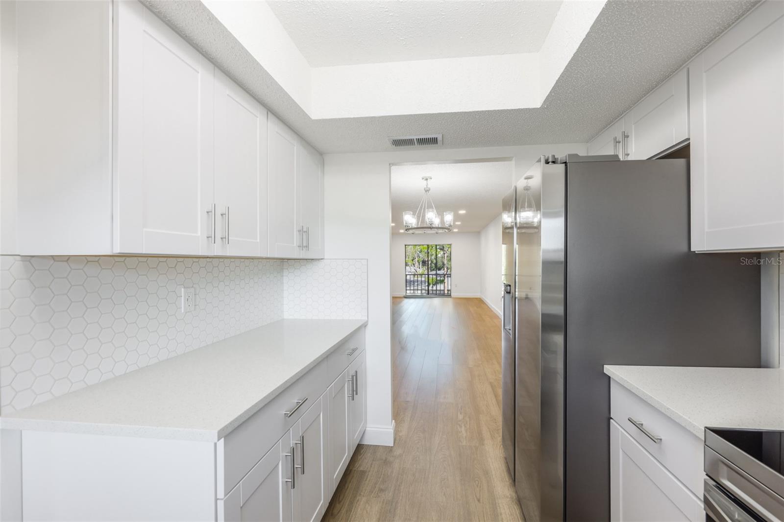 3656 LAKE BAYSHORE DRIVE 319