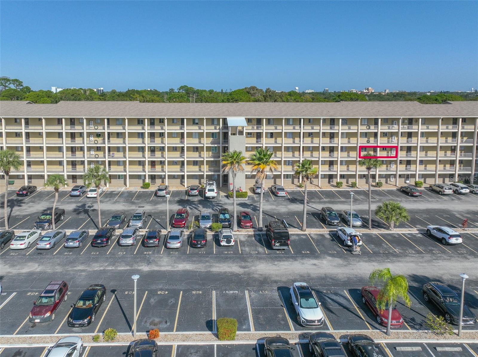 BAYSHORE ON THE LAKE APTS II SEC 3 - Residential