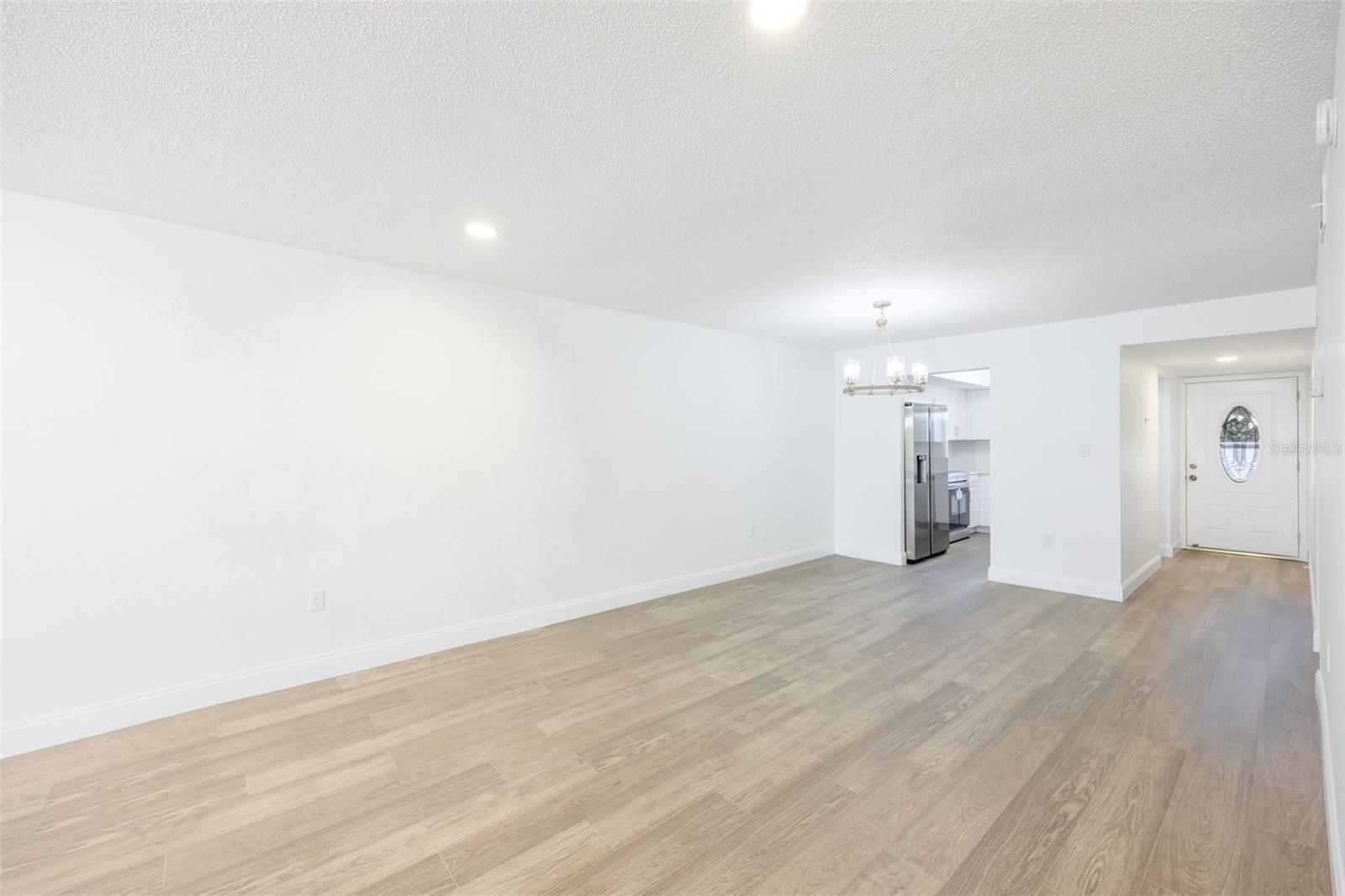 BAYSHORE ON THE LAKE APTS II SEC 3 - Residential