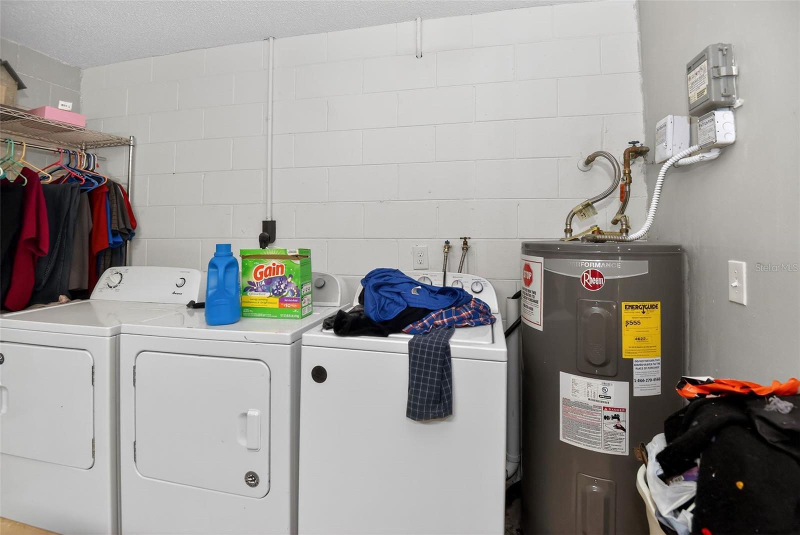 PINE CREST ESTATES - Residential