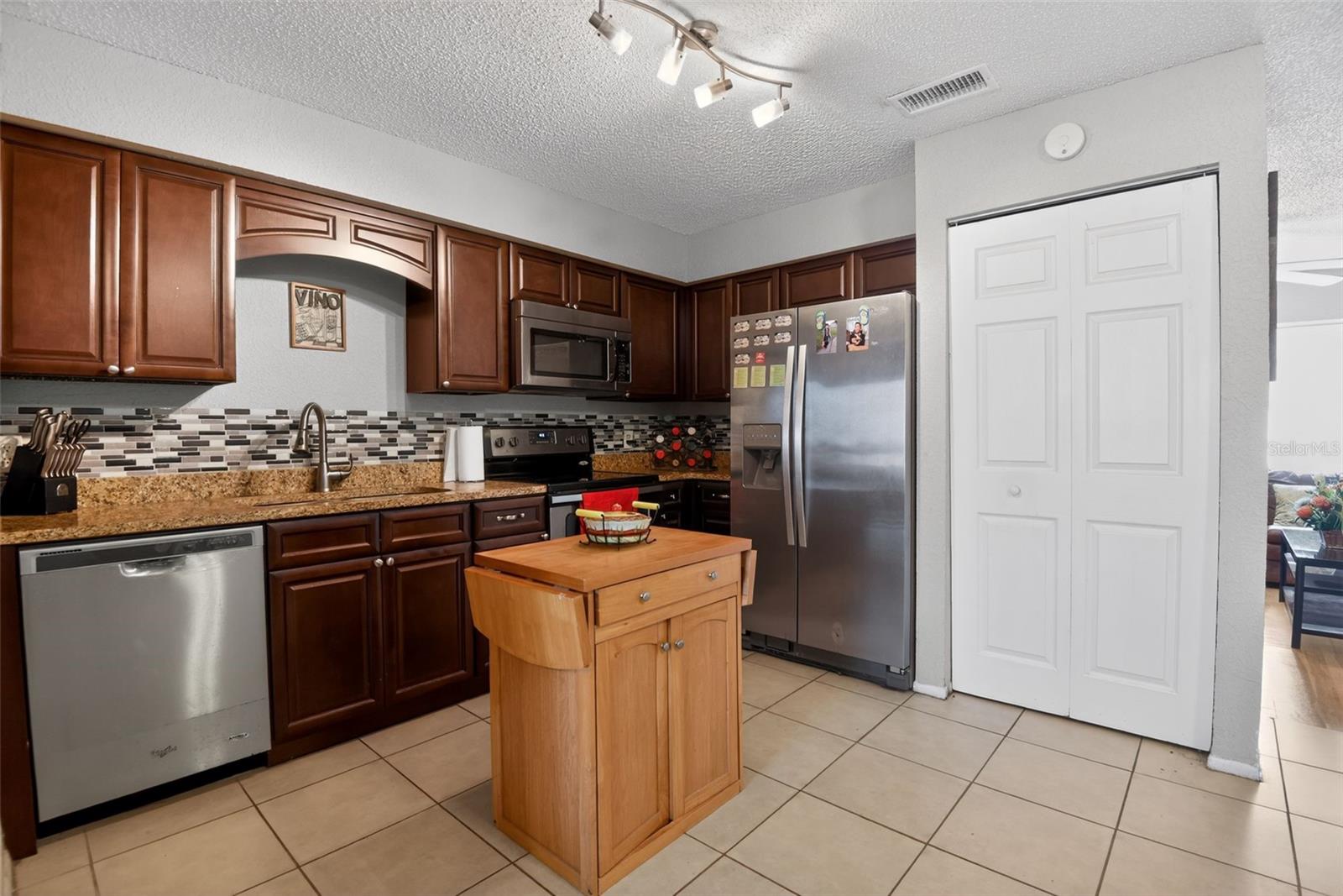 PINE CREST ESTATES - Residential