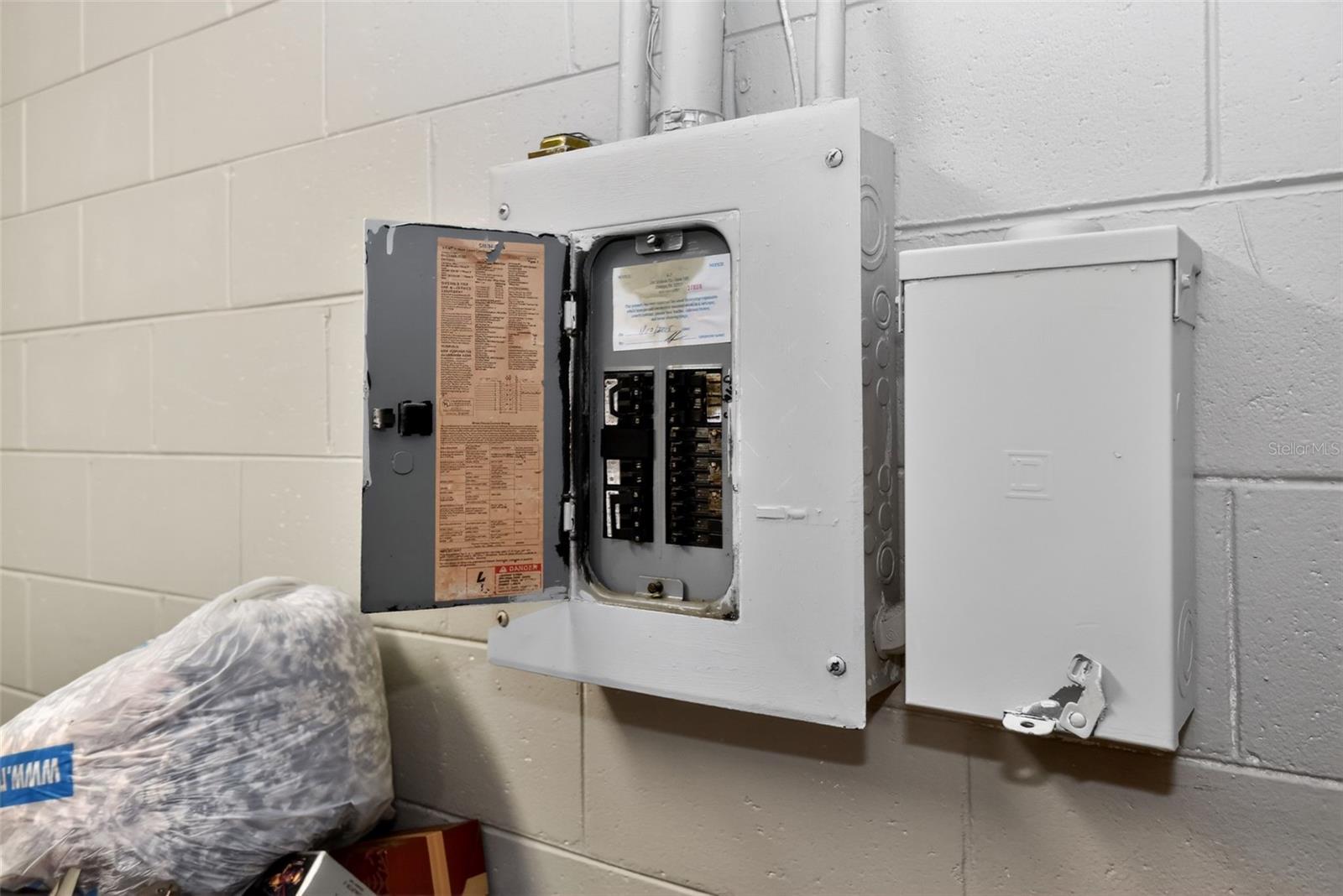 PINE CREST ESTATES - Residential