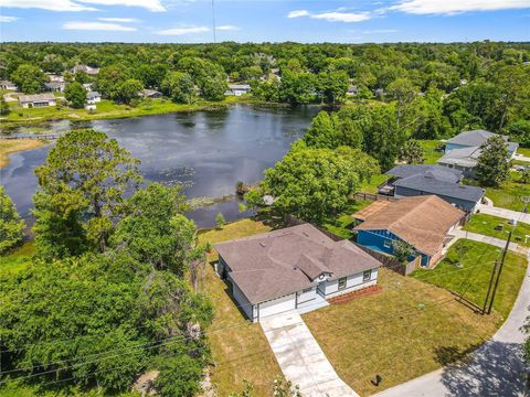 A home in DEBARY