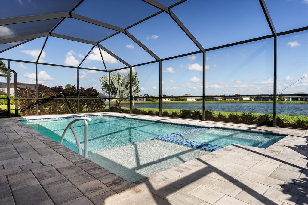 Photo of 14808 18th Run E, Parrish, FL 34219 (MLS # A4668375)