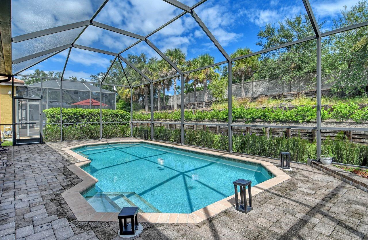 RIVA TRACE - Residential