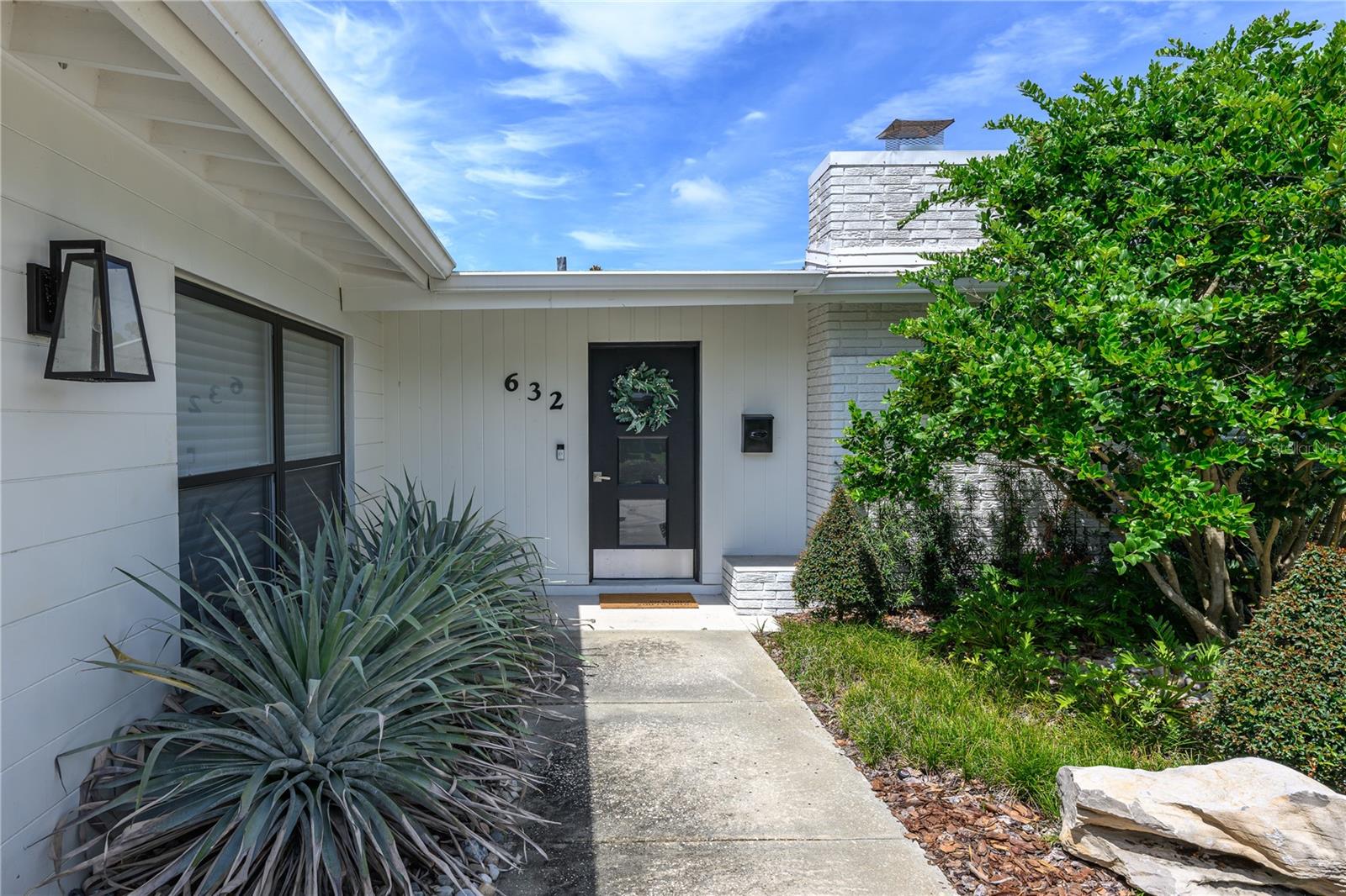632 MAGNOLIA DRIVE