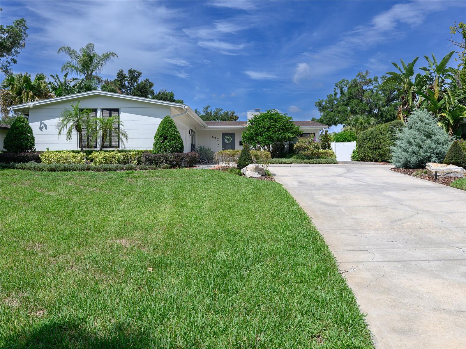 632 MAGNOLIA DRIVE